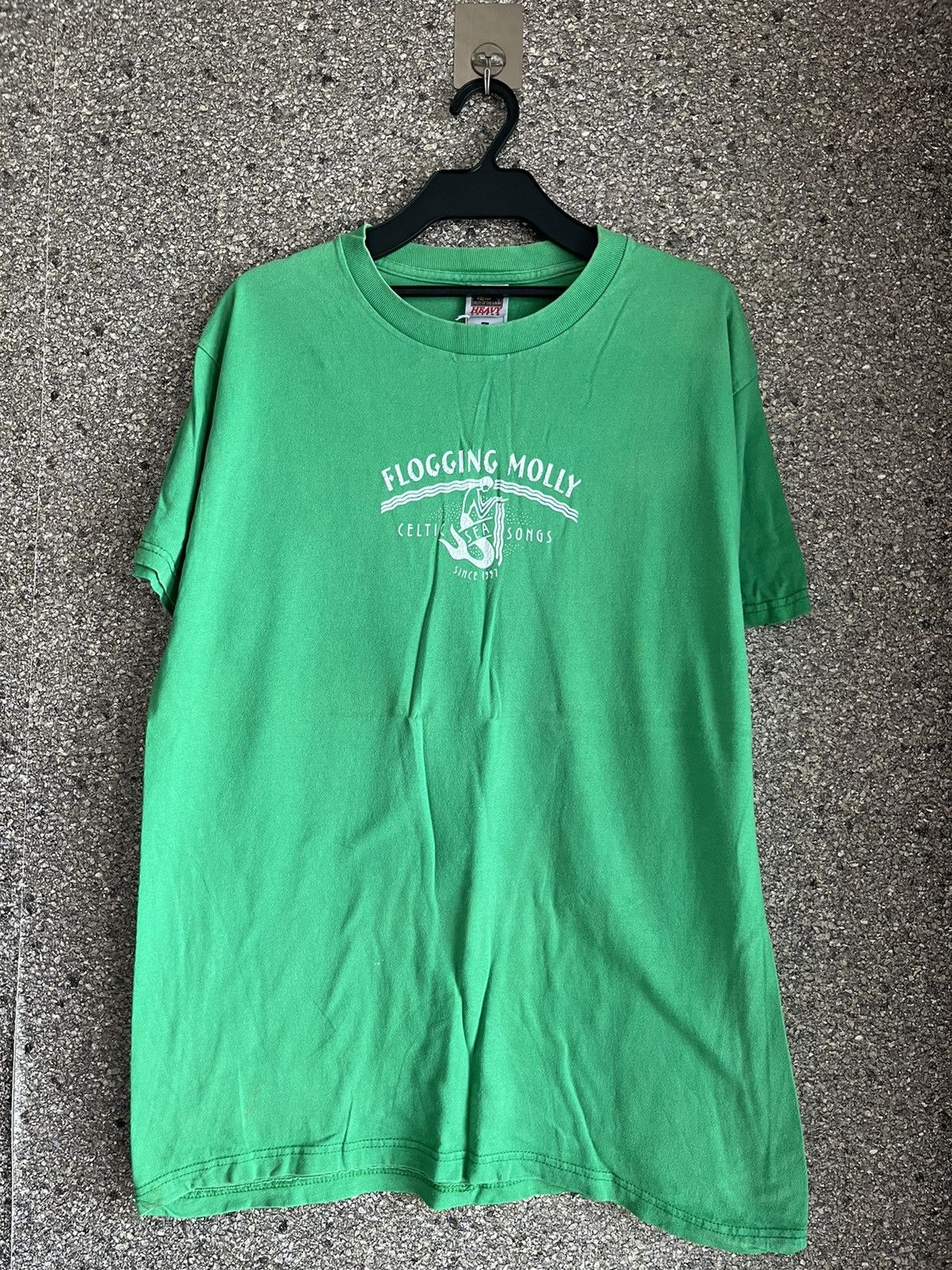 image of Made In USA x Vintage Flogging Molly Ft79 in Green, Men's (Size Large)