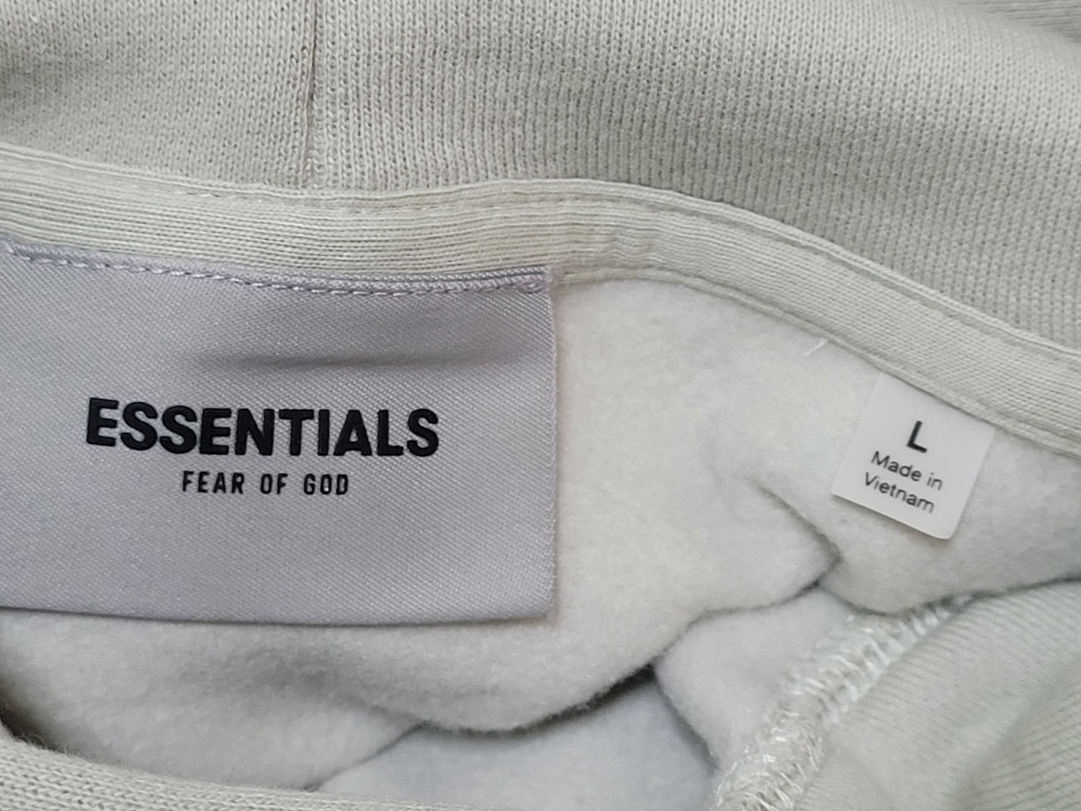 Fear of God Fear of God Essentials SSENSE Exclusive Hoodie Concrete Size US L / EU 52-54 / 3 - 10 Thumbnail