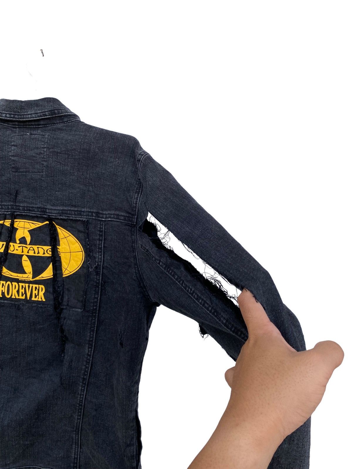 Wu-Tang Clan Wutang Thrased and Distressed Denim Jacket Size US M / EU 48-50 / 2 - 8 Thumbnail