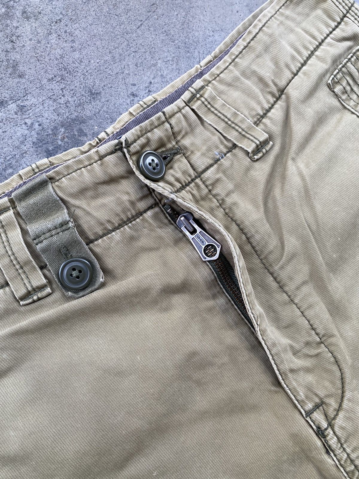 Gap Vintage Gap Distressed Cargo Pants Size US 33 - 10 Thumbnail