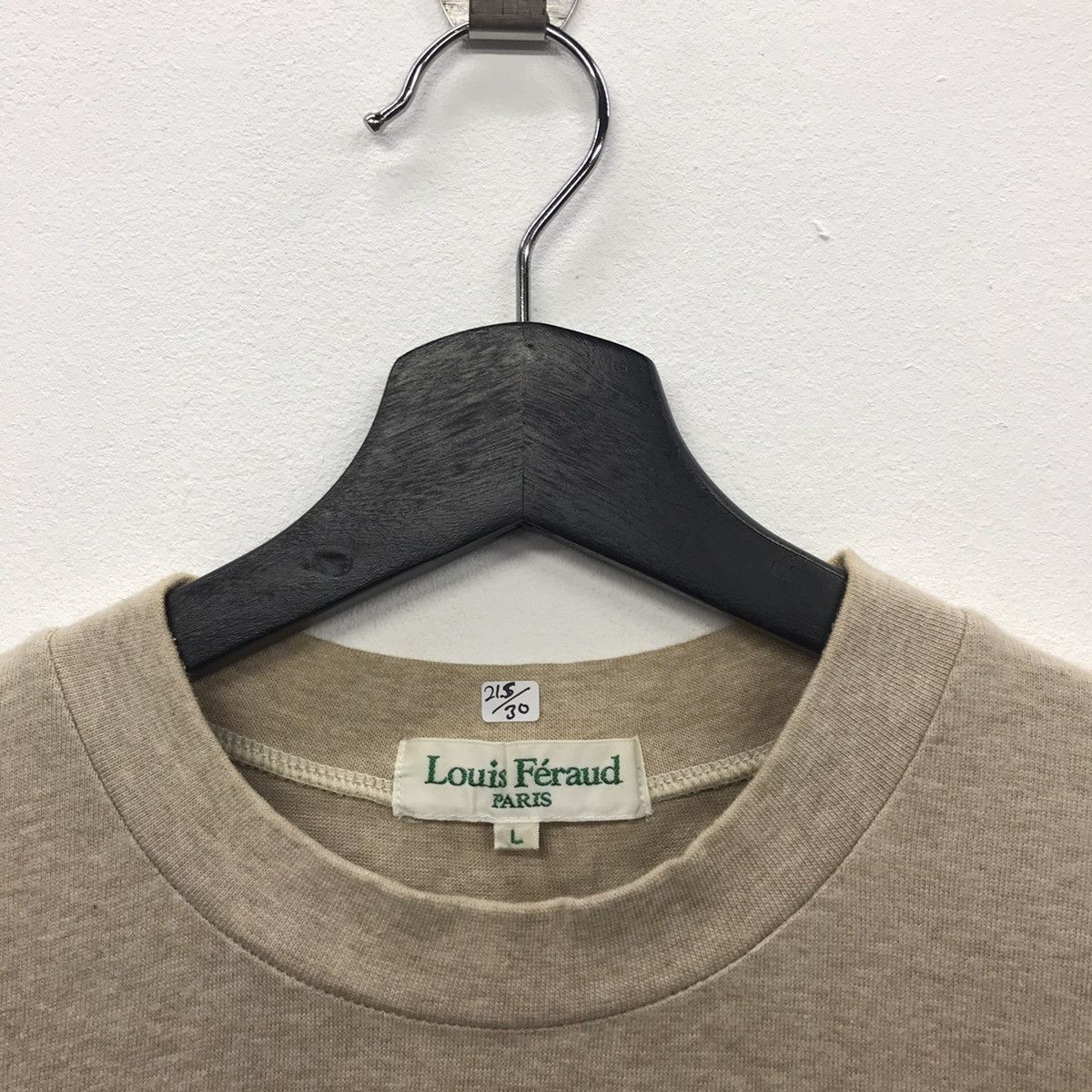 Designer × Louis Feraud × Vintage Rare!! Vintage Louis Feraud Paris Spellout Tee Size US L / EU 52-54 / 3 - 3 Thumbnail