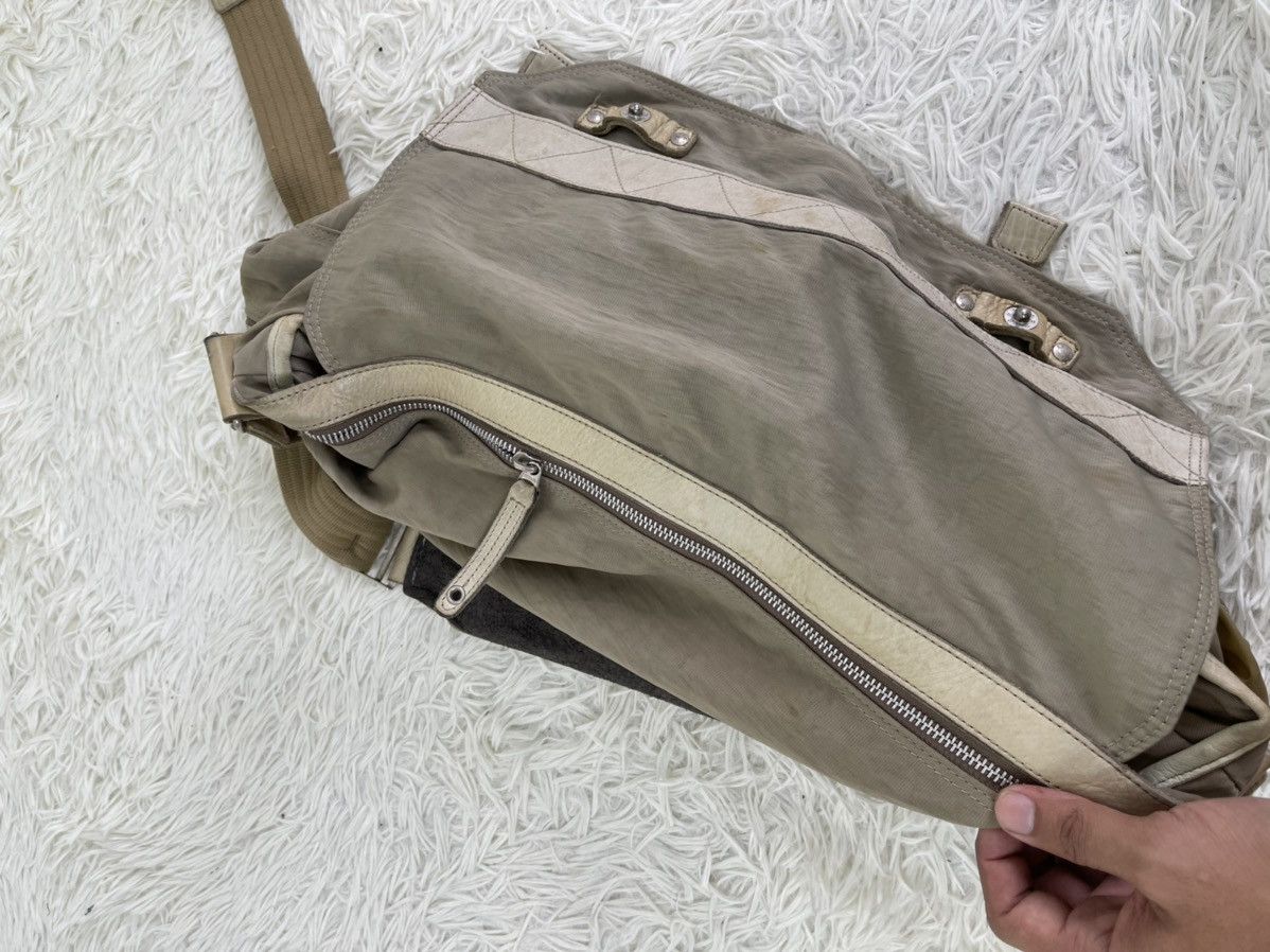 MasterPiece 🚀 ❌DELETE TODAY 🔥Vtg MASTERPIECE MESSENGER Bag 90’s Size ONE SIZE - 4 Thumbnail