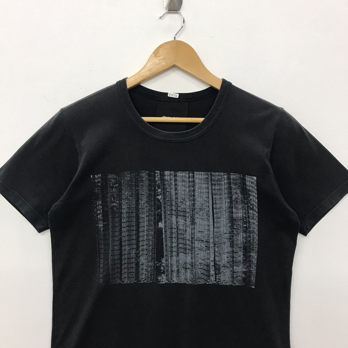 Japanese Brand × RIPVANWINKLE Rare!! Rip Van Winkle Japan Designer Tee Size US S / EU 44-46 / 1 - 3 Thumbnail