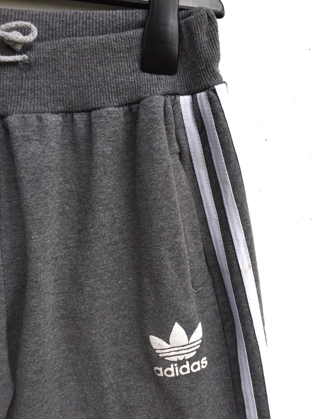 Adidas × Vintage Vintage 90s Adidas Front Logo Joggers Size US 26 / EU 42 - 3 Thumbnail