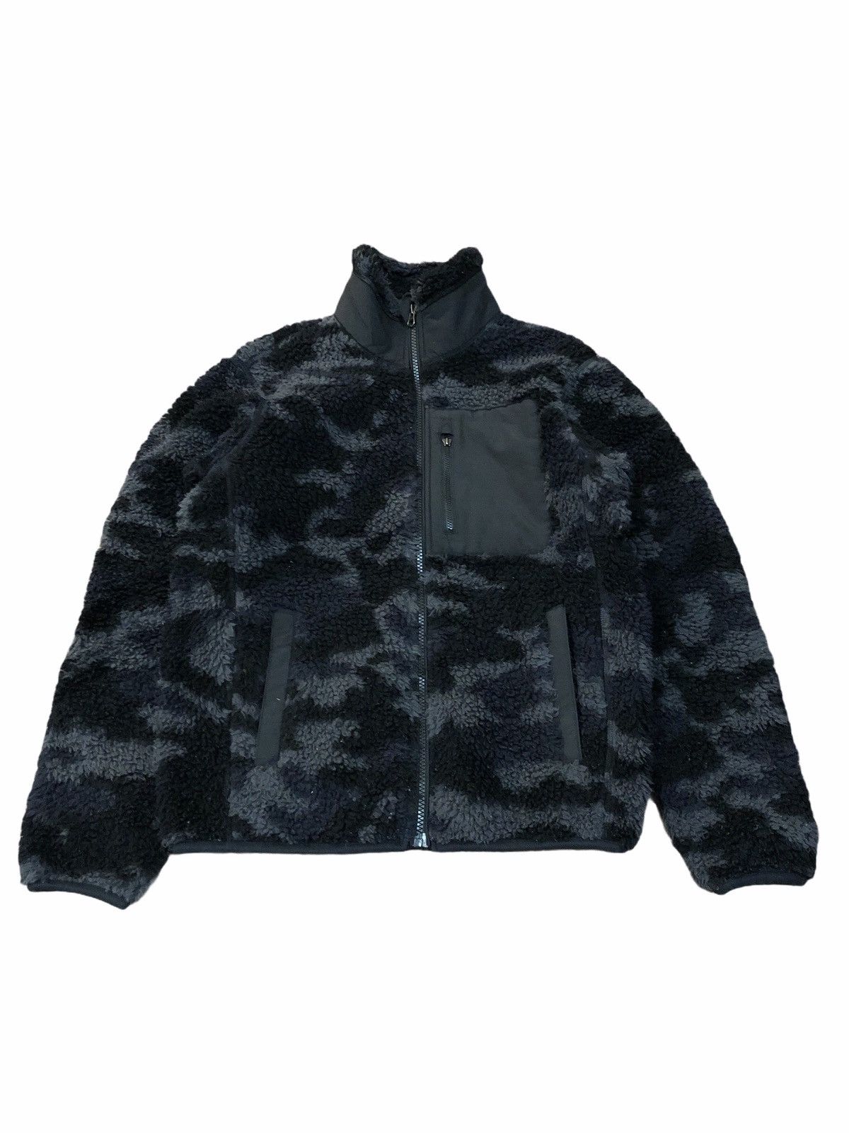 Uniqlo Uniqlo Camo Deep Pile Sherpa Zipper Jacket Size US S / EU 44-46 / 1 - 3 Thumbnail