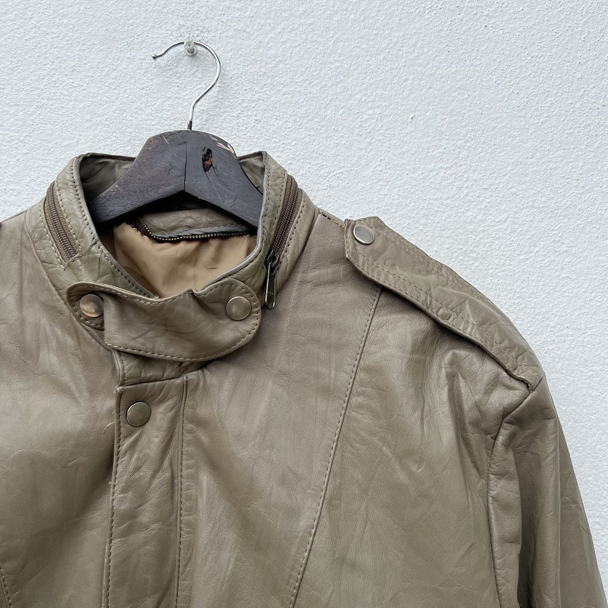 Japanese Brand VINTAGE SOFT LEATHER JACKET BOMBER STYLE DESIGN JAPAN Size US M / EU 48-50 / 2 - 7 Thumbnail