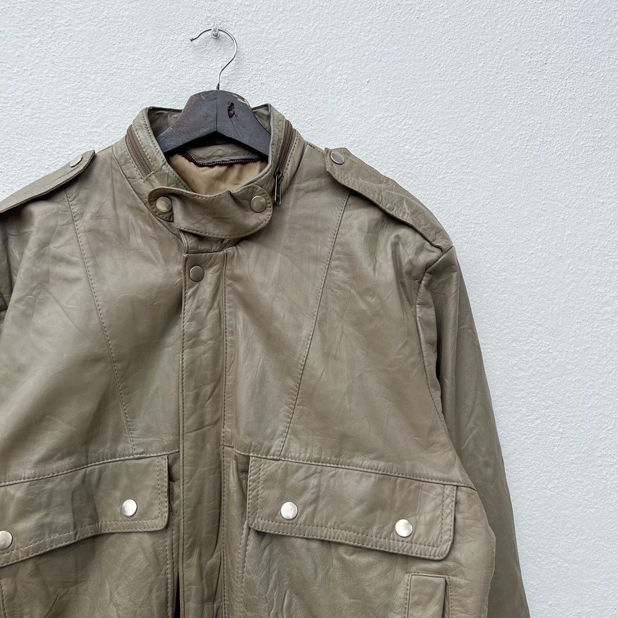 Japanese Brand VINTAGE SOFT LEATHER JACKET BOMBER STYLE DESIGN JAPAN Size US M / EU 48-50 / 2 - 5 Thumbnail