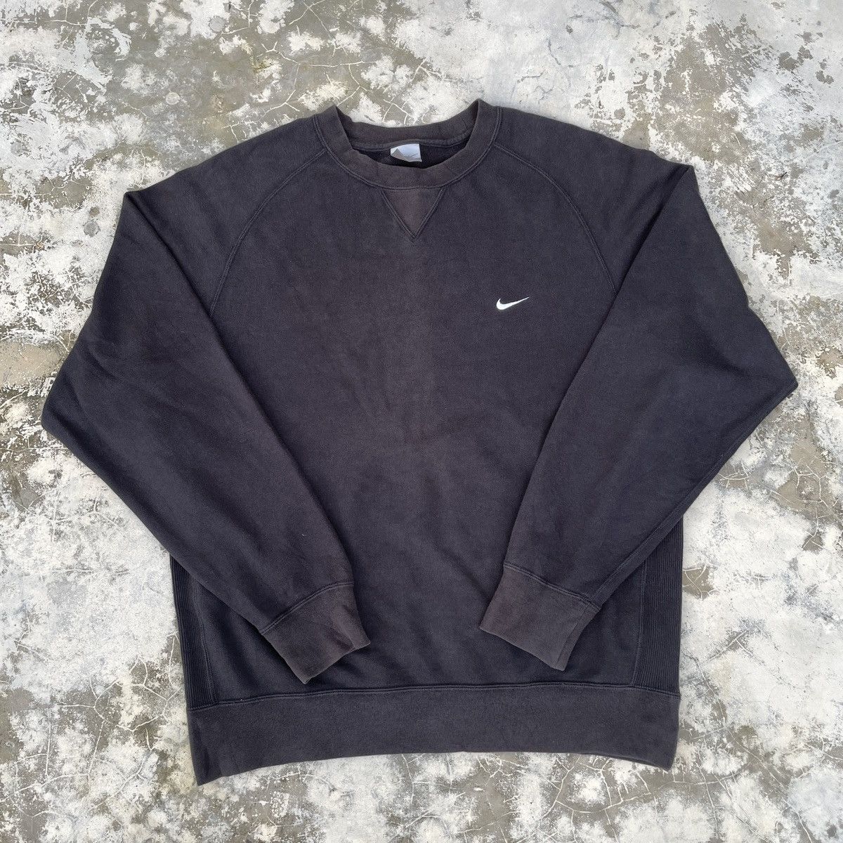 Y2k Nike Faded Swoosh Sweatshirts