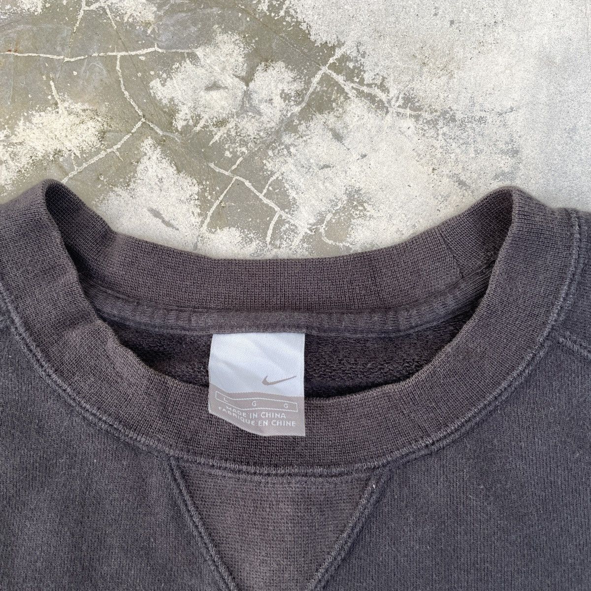 Nike × Vintage Y2k Nike Faded Swoosh Sweatshirts Size US L / EU 52-54 / 3 - 4 Thumbnail