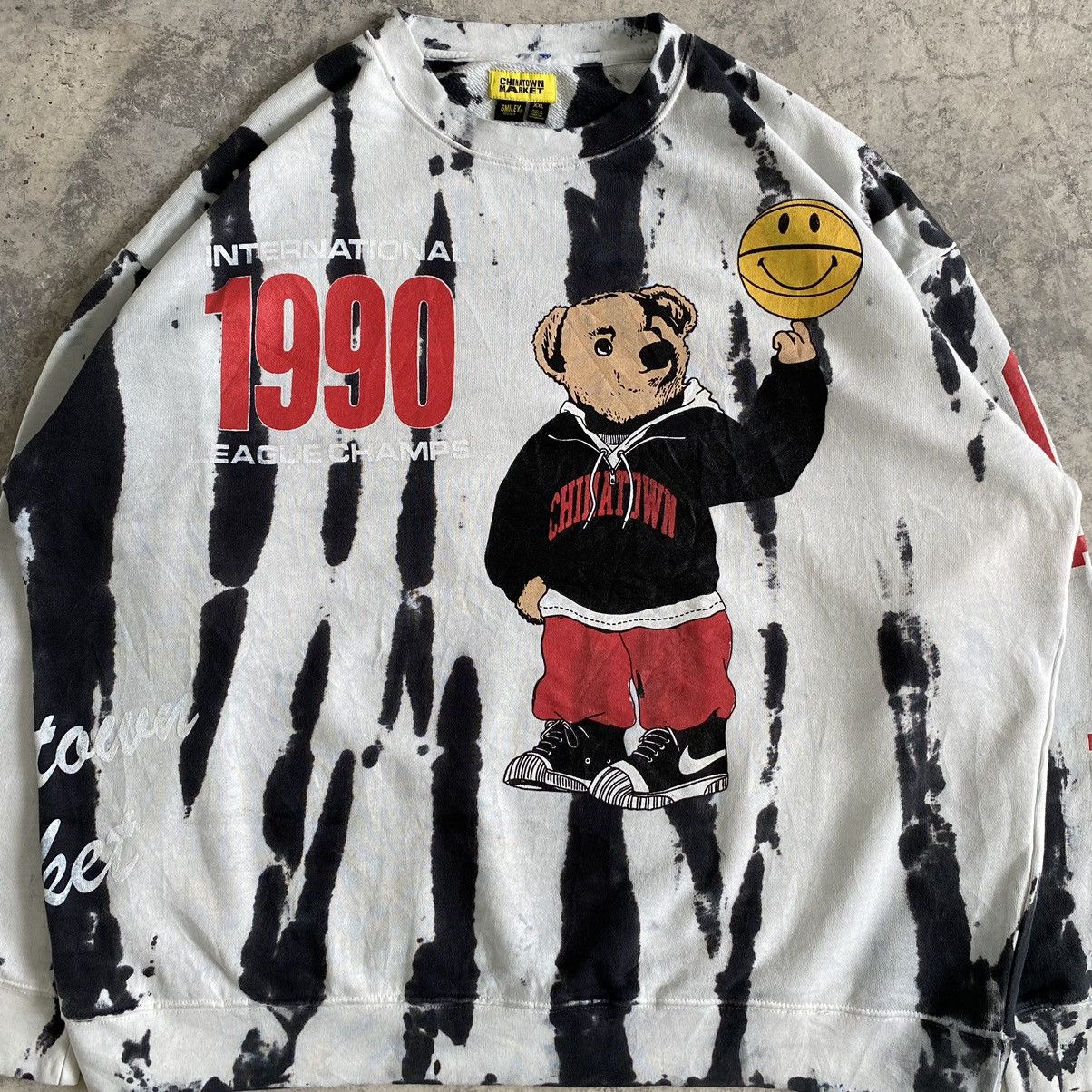 Market Chinatown Market Polo Bear Tie Dye Crewneck Sweatshirt Size US XXL / EU 58 / 5 - 3 Thumbnail
