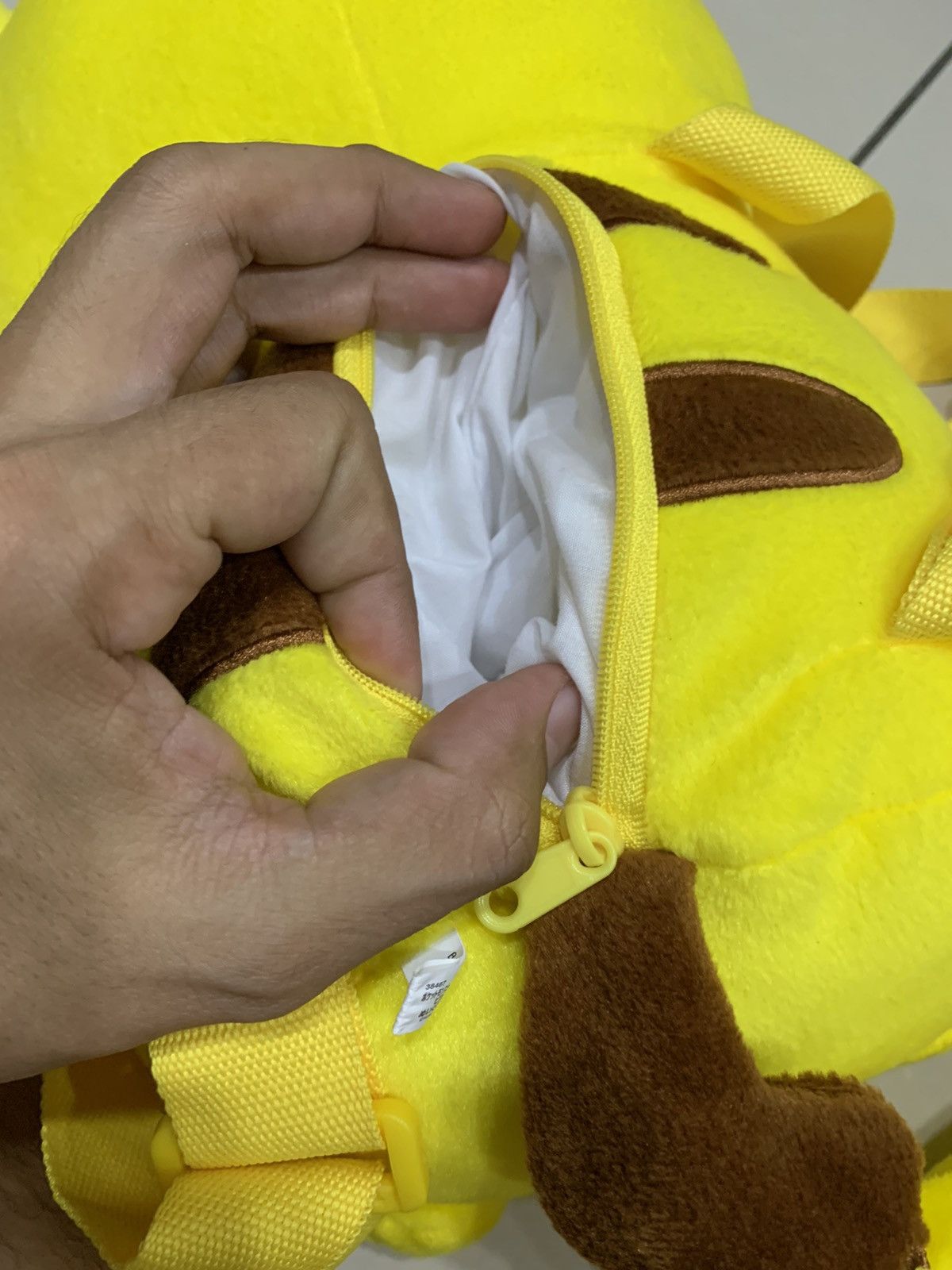 Nintendo PIKACHU POKEMON POCKET MONSTER PLUSH BAGPACK Size ONE SIZE - 5 Thumbnail