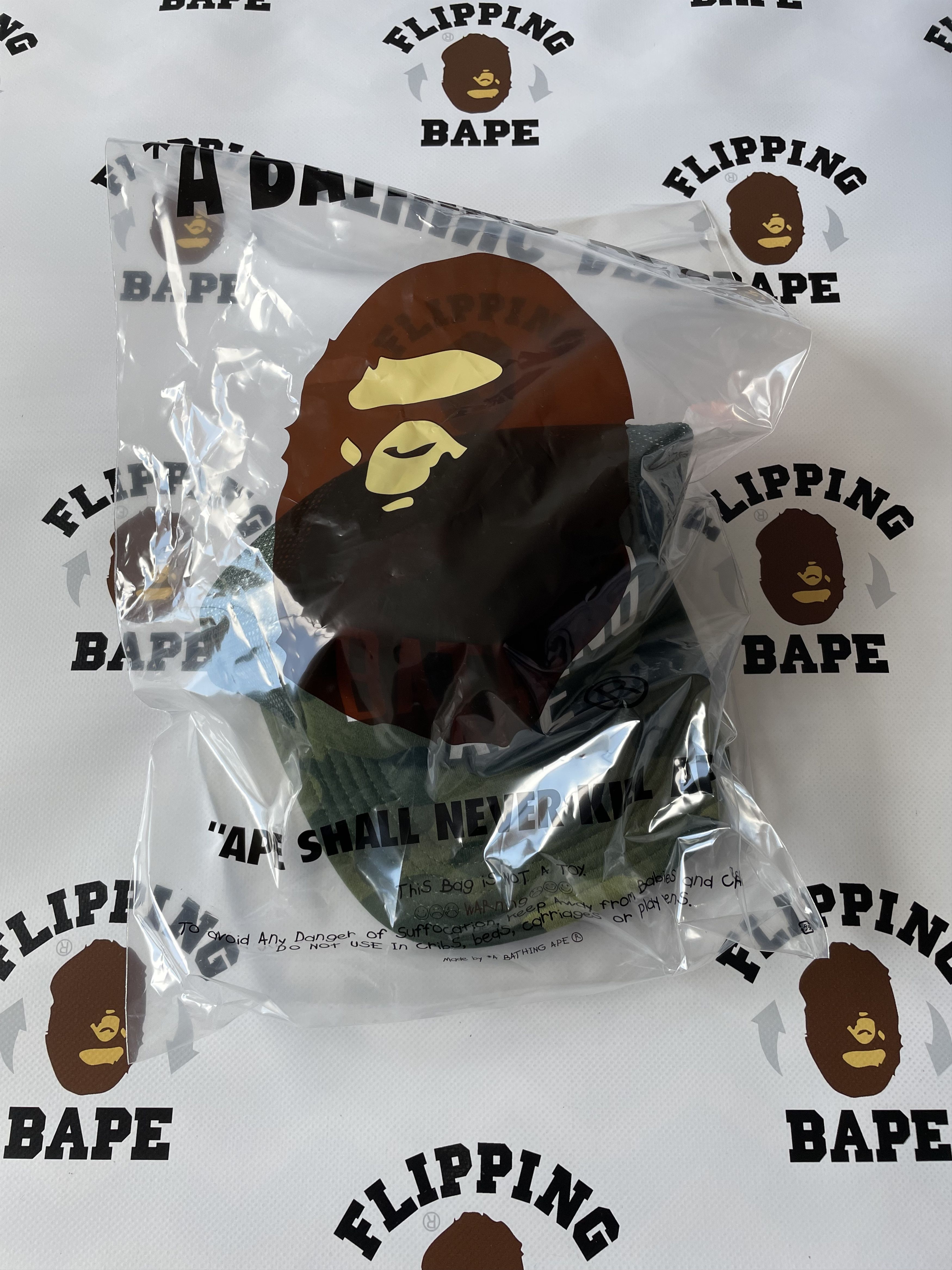 Bape BAPE COLOR CAMO NYC LOGO MESH CAP Size ONE SIZE - 9 Thumbnail