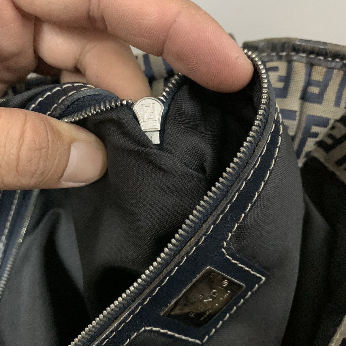 Fendi Fendi Zucchino Blue Mesengger Bag Size ONE SIZE - 14 Thumbnail