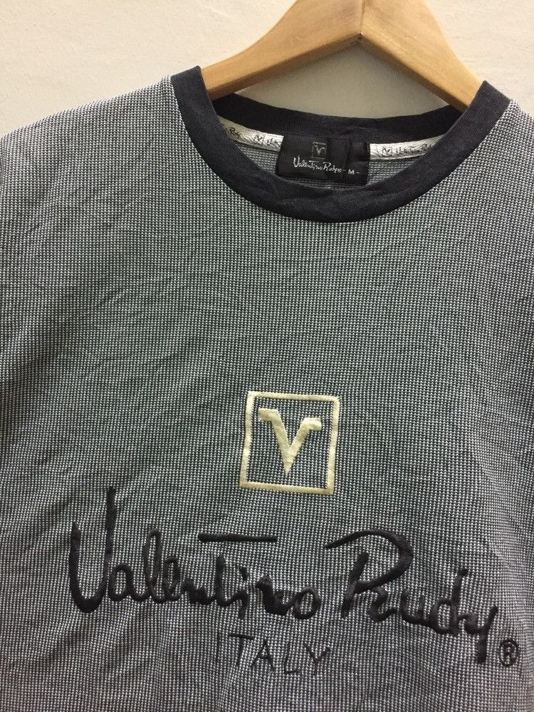 Valentino Vintage Valentino tshirt Size US L / EU 52-54 / 3 - 2 Thumbnail