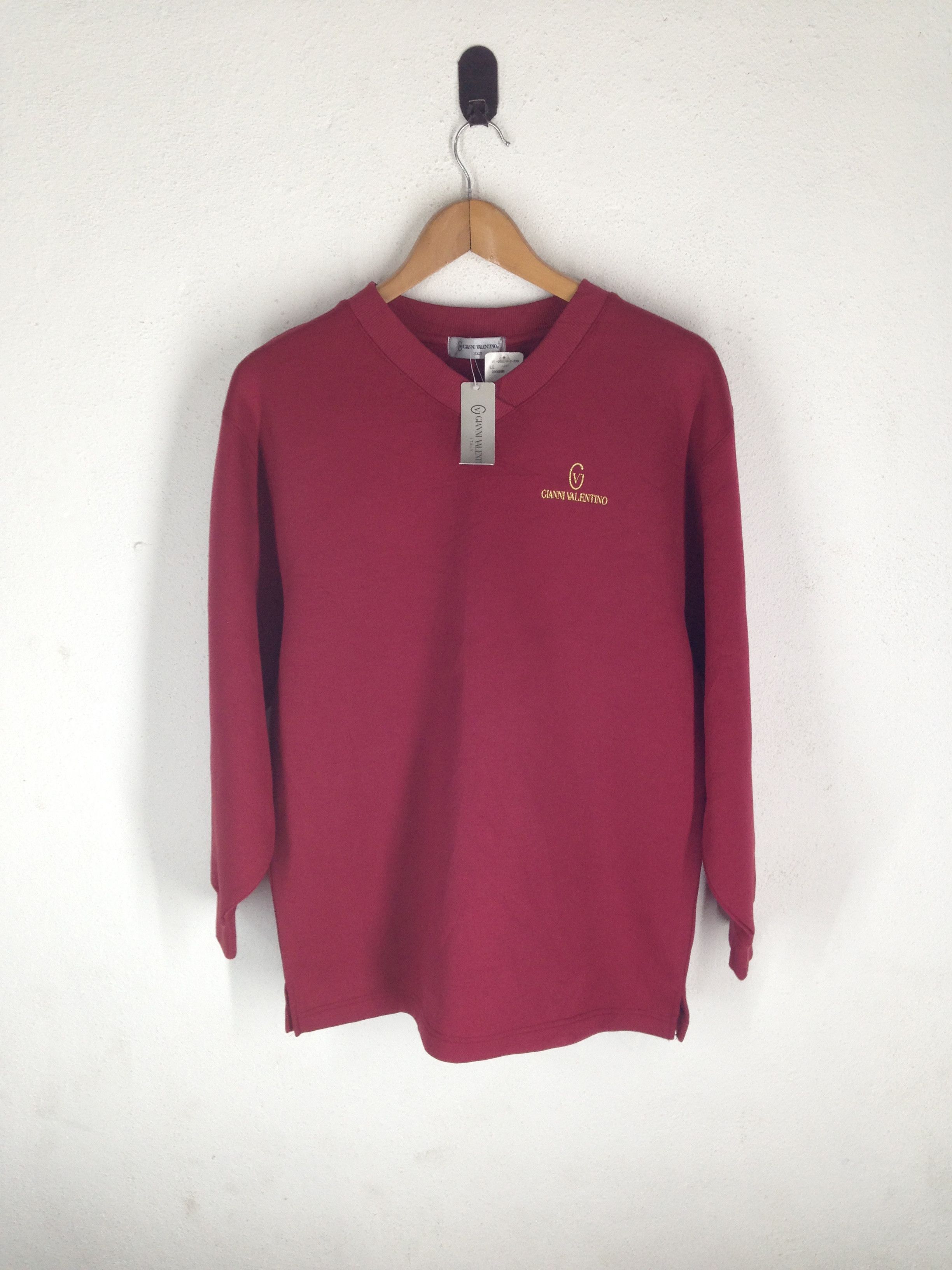 Gianni Valentino × Valentino Vintage Gianni Valentino V-Neck Long Sleeve Shirt Red Size L Size US L / EU 52-54 / 3 - 1 Thumbnail