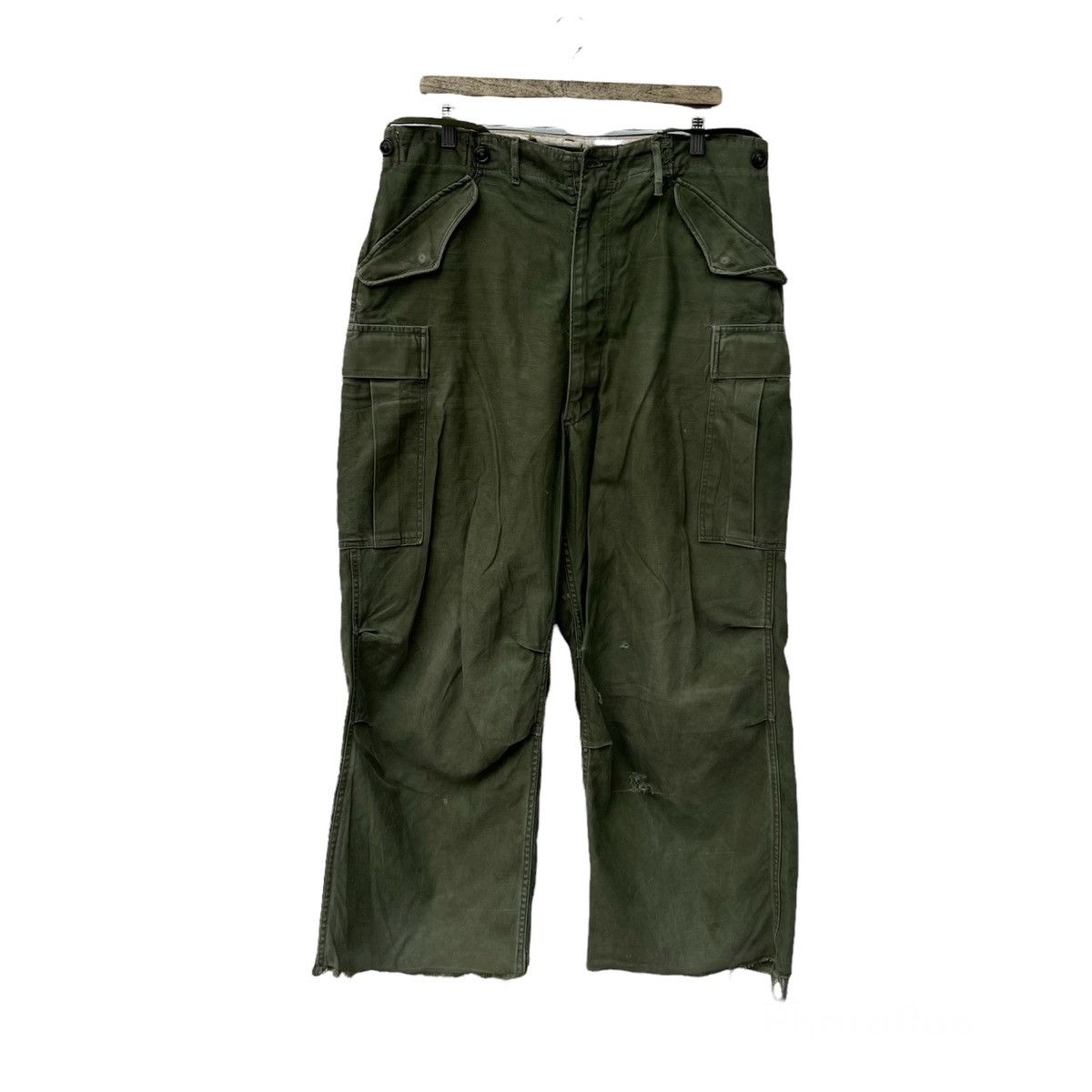 Vintage TRUE VINTAGE 1951 CARGO PANTS MILITARY WEAR MULTI POCKETS Size US 34 / EU 50 - 1 Thumbnail