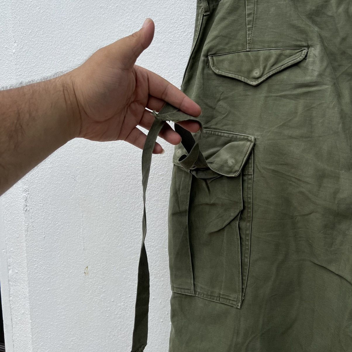 Vintage TRUE VINTAGE 1951 CARGO PANTS MILITARY WEAR MULTI POCKETS Size US 34 / EU 50 - 11 Thumbnail