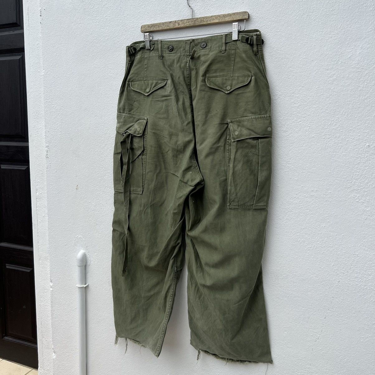 Vintage TRUE VINTAGE 1951 CARGO PANTS MILITARY WEAR MULTI POCKETS Size US 34 / EU 50 - 9 Thumbnail