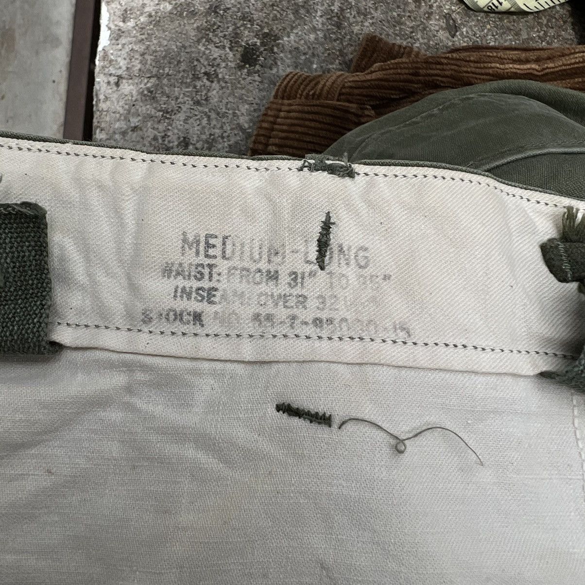 Vintage TRUE VINTAGE 1951 CARGO PANTS MILITARY WEAR MULTI POCKETS Size US 34 / EU 50 - 16 Thumbnail