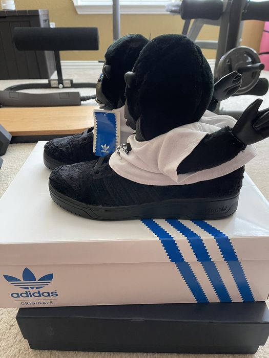 adidas gorilla shoes