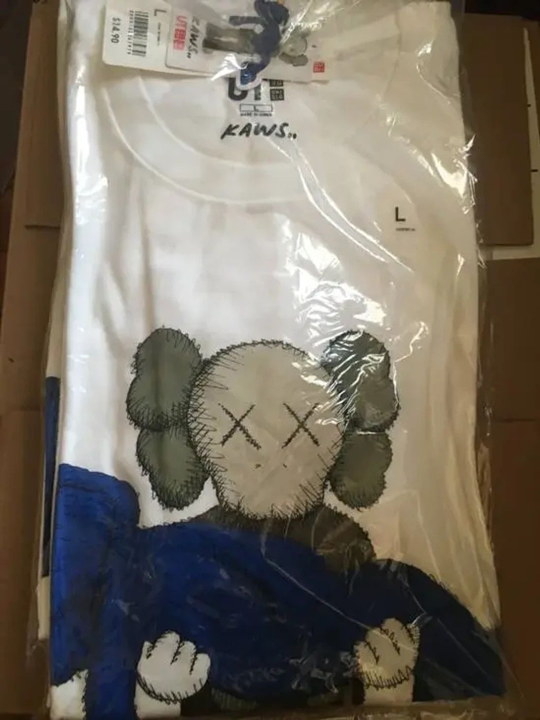 Kaws × Uniqlo Uniqlo x Kaws Gone Tee Large Size US L / EU 52-54 / 3 - 1 Thumbnail