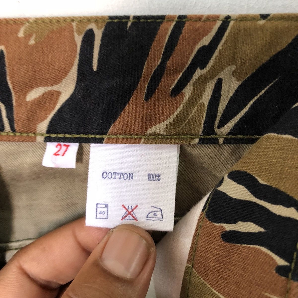 Japanese Brand Tiger Stripes Camo Army Cargo Trousers Pants Size US 27 - 5 Thumbnail