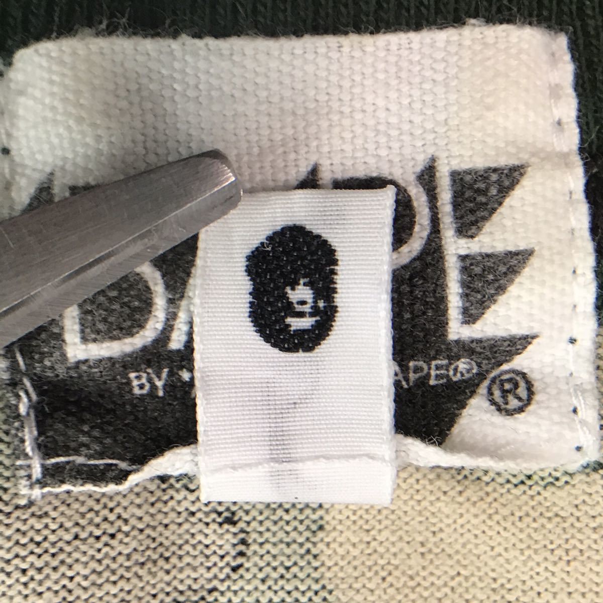 Bape BAPE logo ABC camo green T-shirt Size US M / EU 48-50 / 2 - 8 Thumbnail