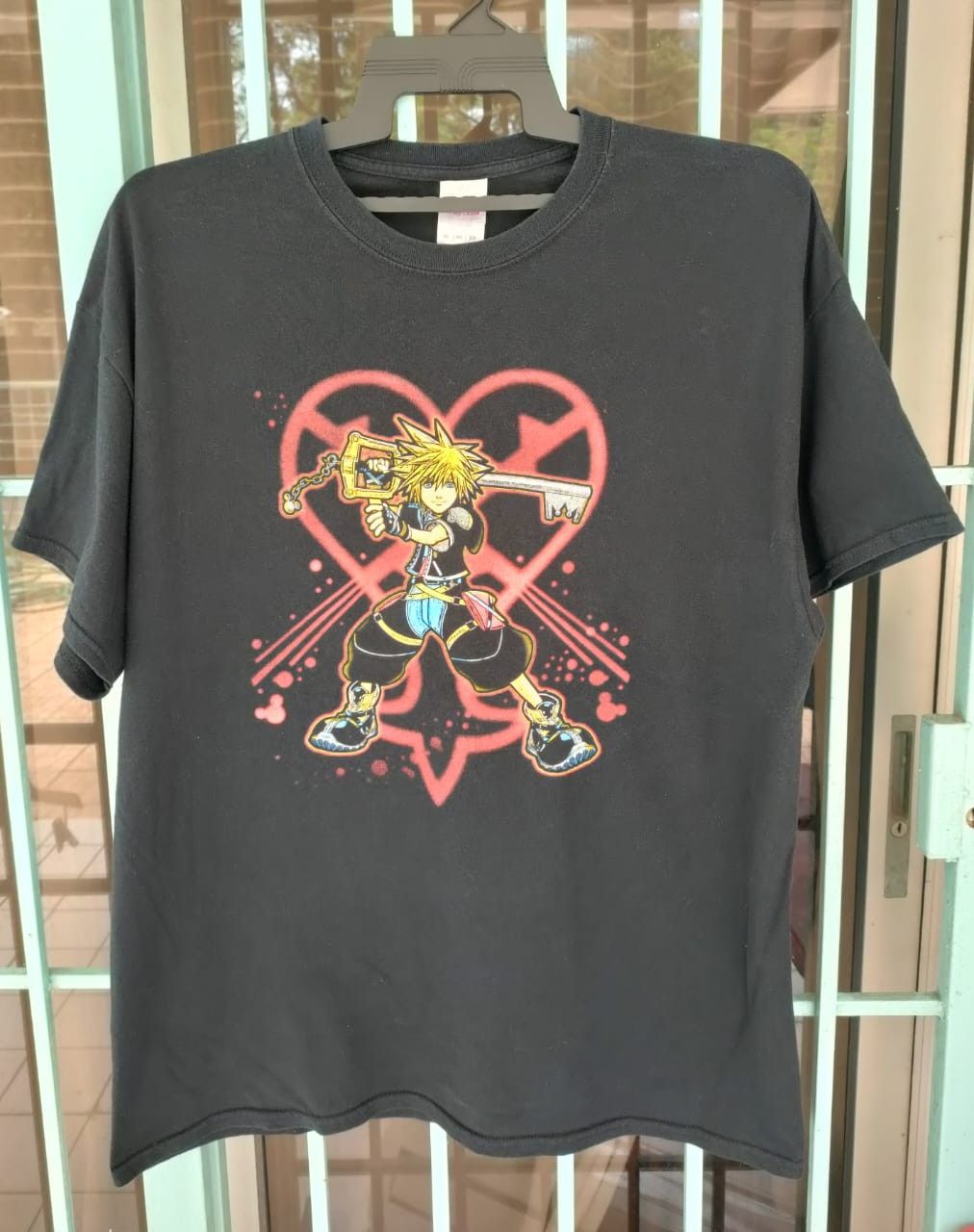 image of Anima Sora Kingdom Hearts Anime Game T in Black, Men's (Size XL)