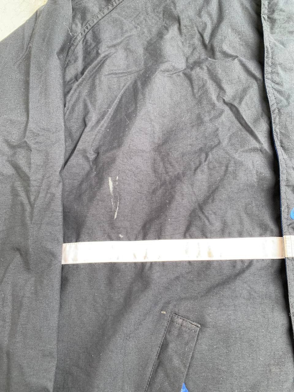 Nike Vintage Nike Mini Center Swoosh Water Resistant Jacket Size US L / EU 52-54 / 3 - 4 Thumbnail
