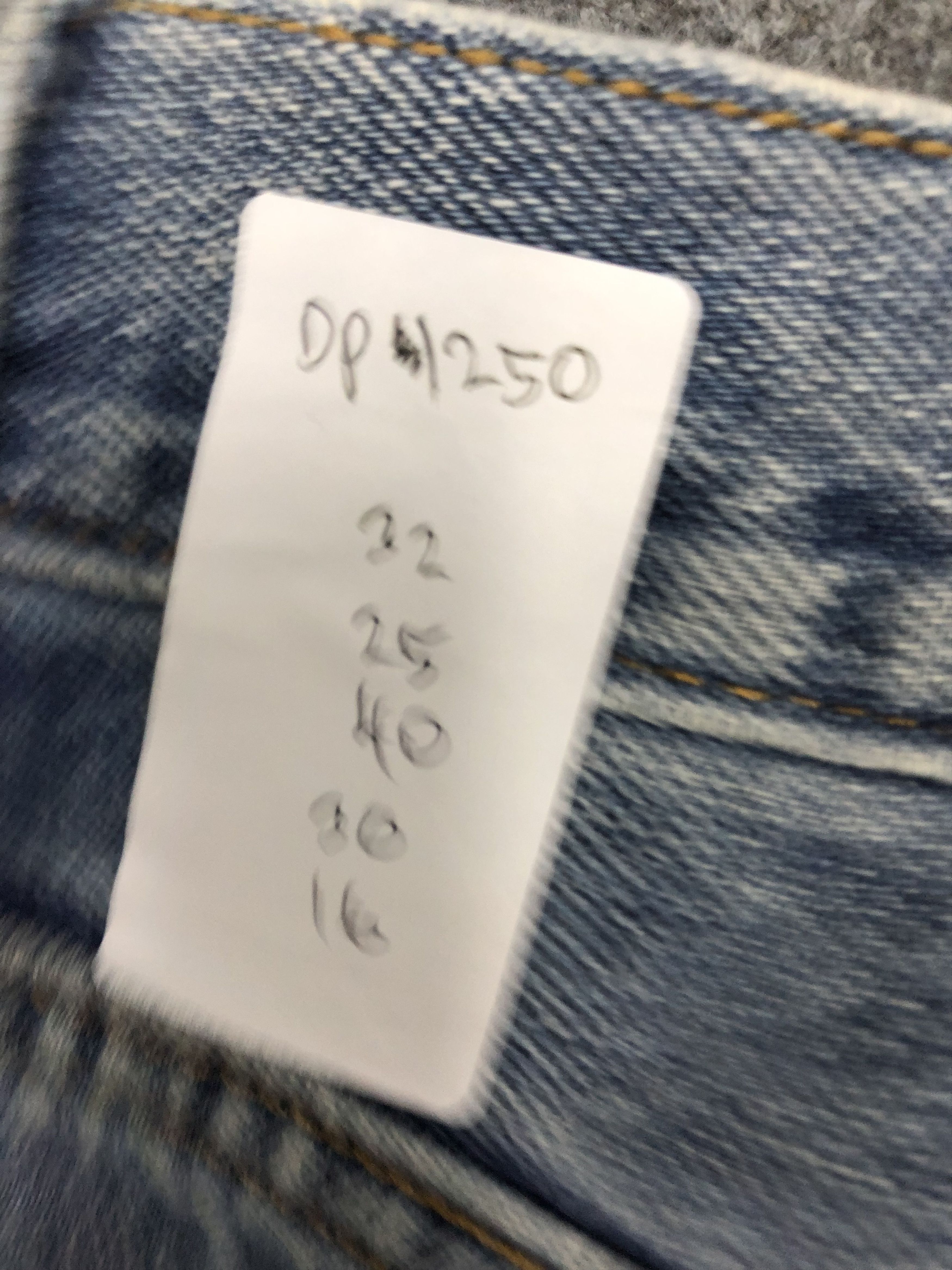 Levi's × Vintage Vintage Levis 550 Faded Blue Jeans Size US 32 / EU 48 - 12 Thumbnail