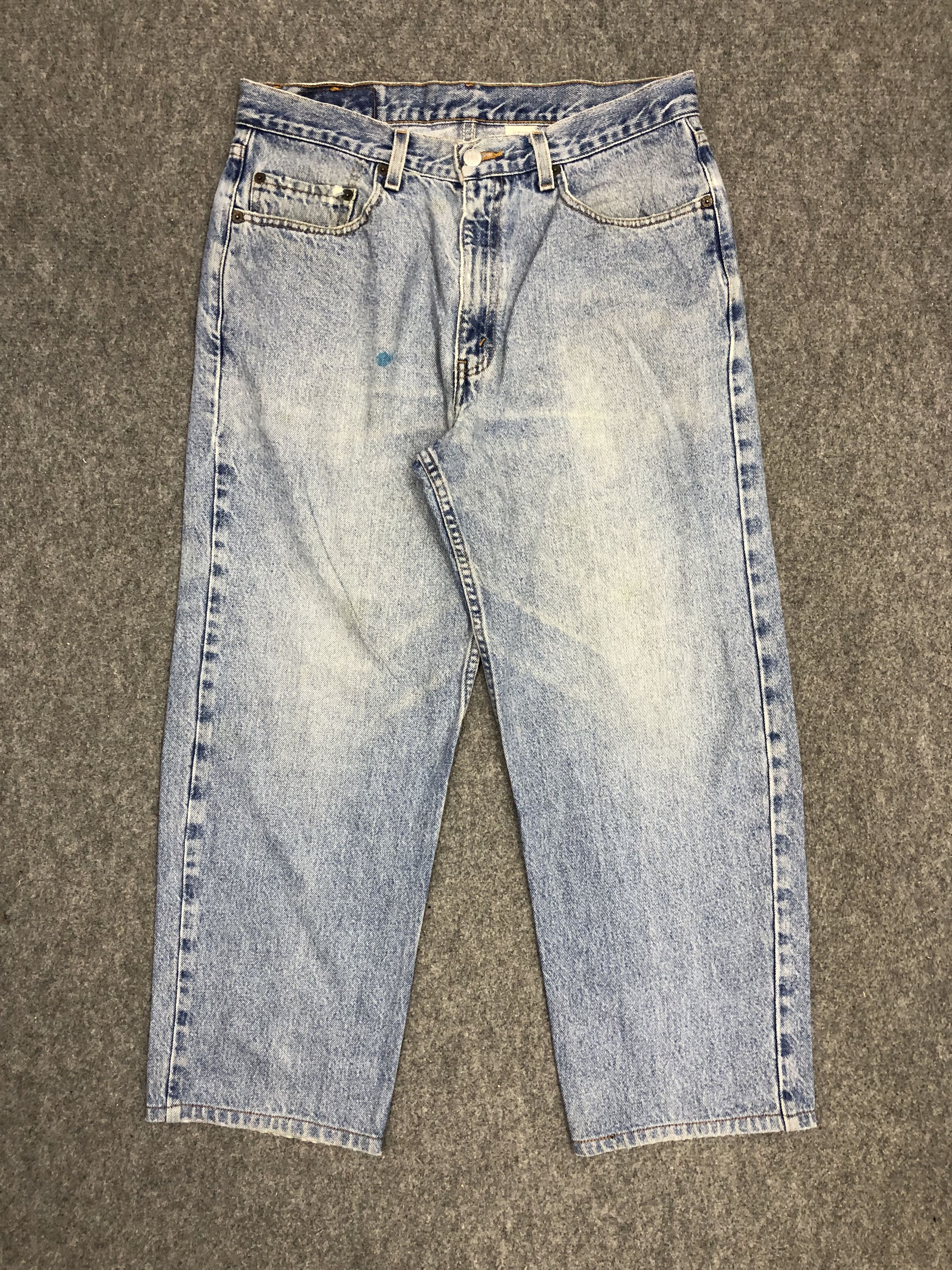 image of 90's Levis 550 Faded Blue Baggy Jeans in Blue Denim, Men's (Size 34)
