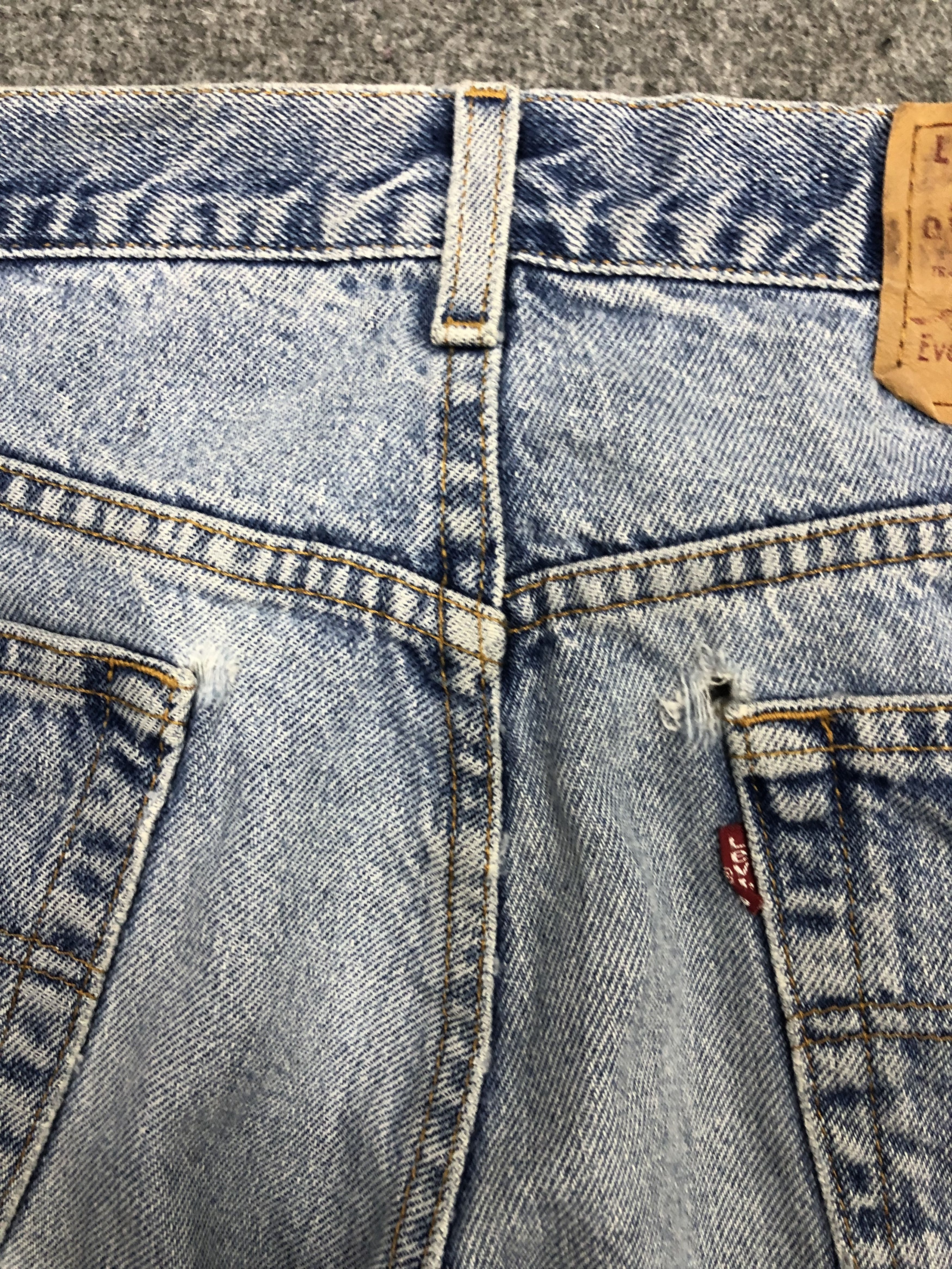 Levi's × Vintage Vintage 90s Levis 550 Faded Blue Baggy Jeans DP1256 Size US 34 / EU 50 - 10 Thumbnail