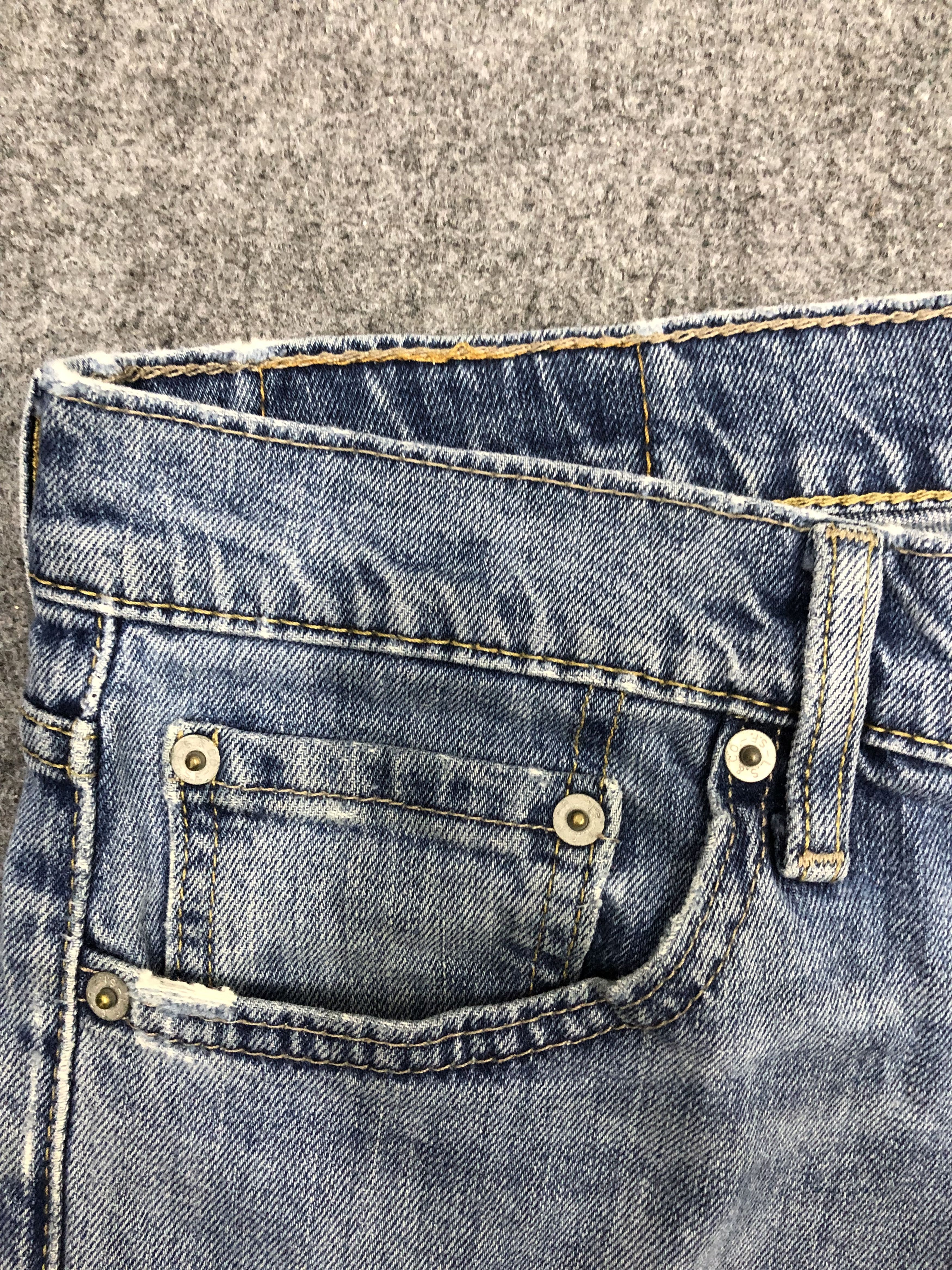 Levi's × Vintage Vintage Levis 513 Faded Blue Jeans Size US 34 / EU 50 - 9 Thumbnail