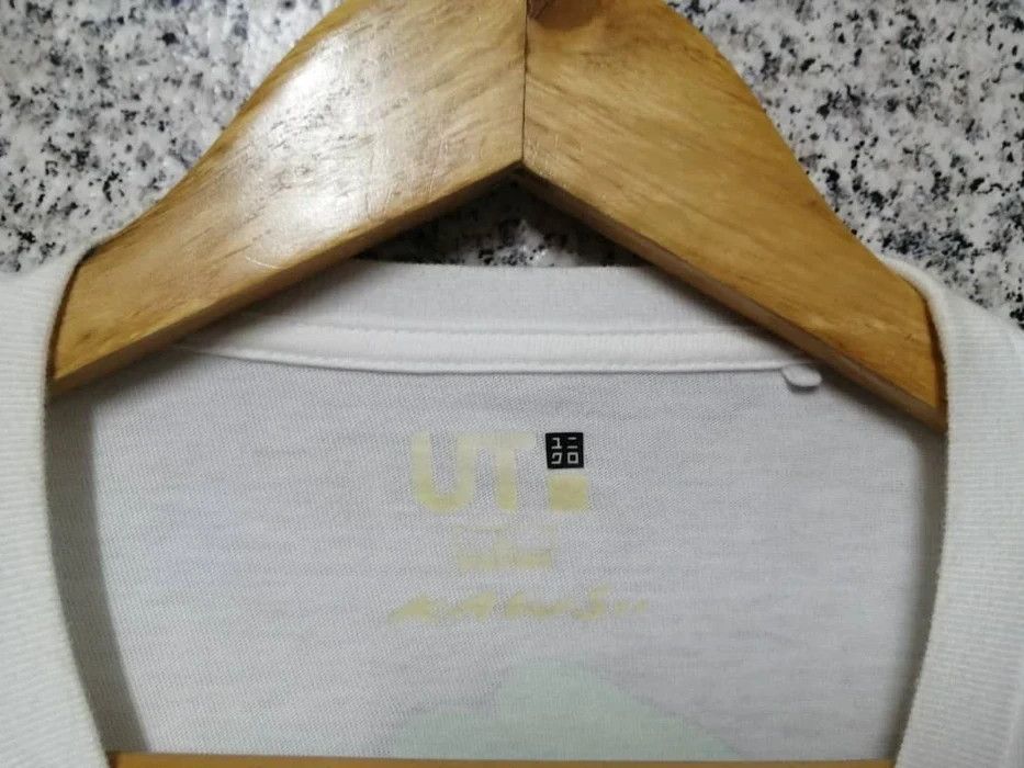 Japanese Brand VINTAGE KAWS VERY RARE Size US M / EU 48-50 / 2 - 5 Thumbnail