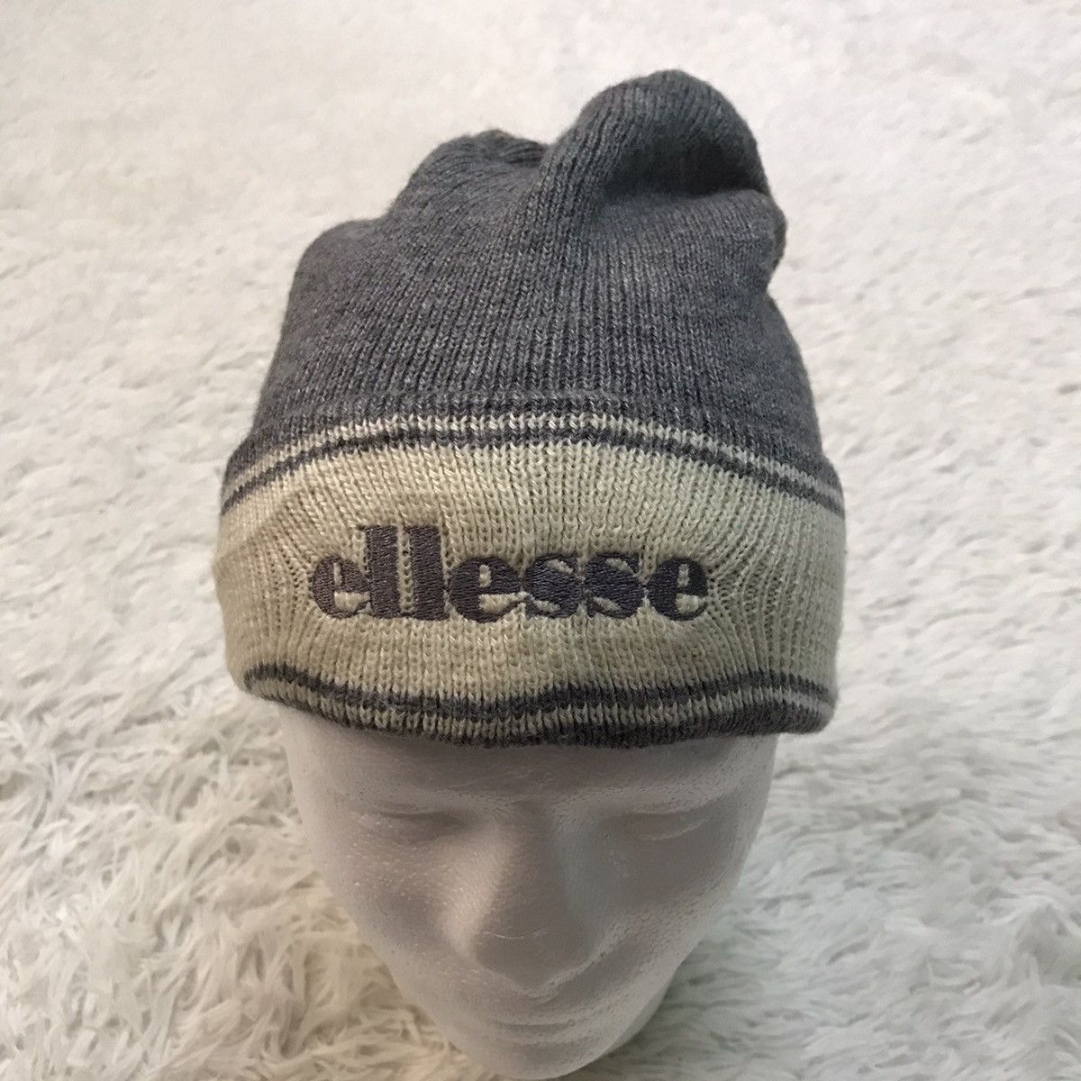 Ellesse Vintage Ellesse Beanie / Snow Hat / Snow Cap Size ONE SIZE - 1 Thumbnail