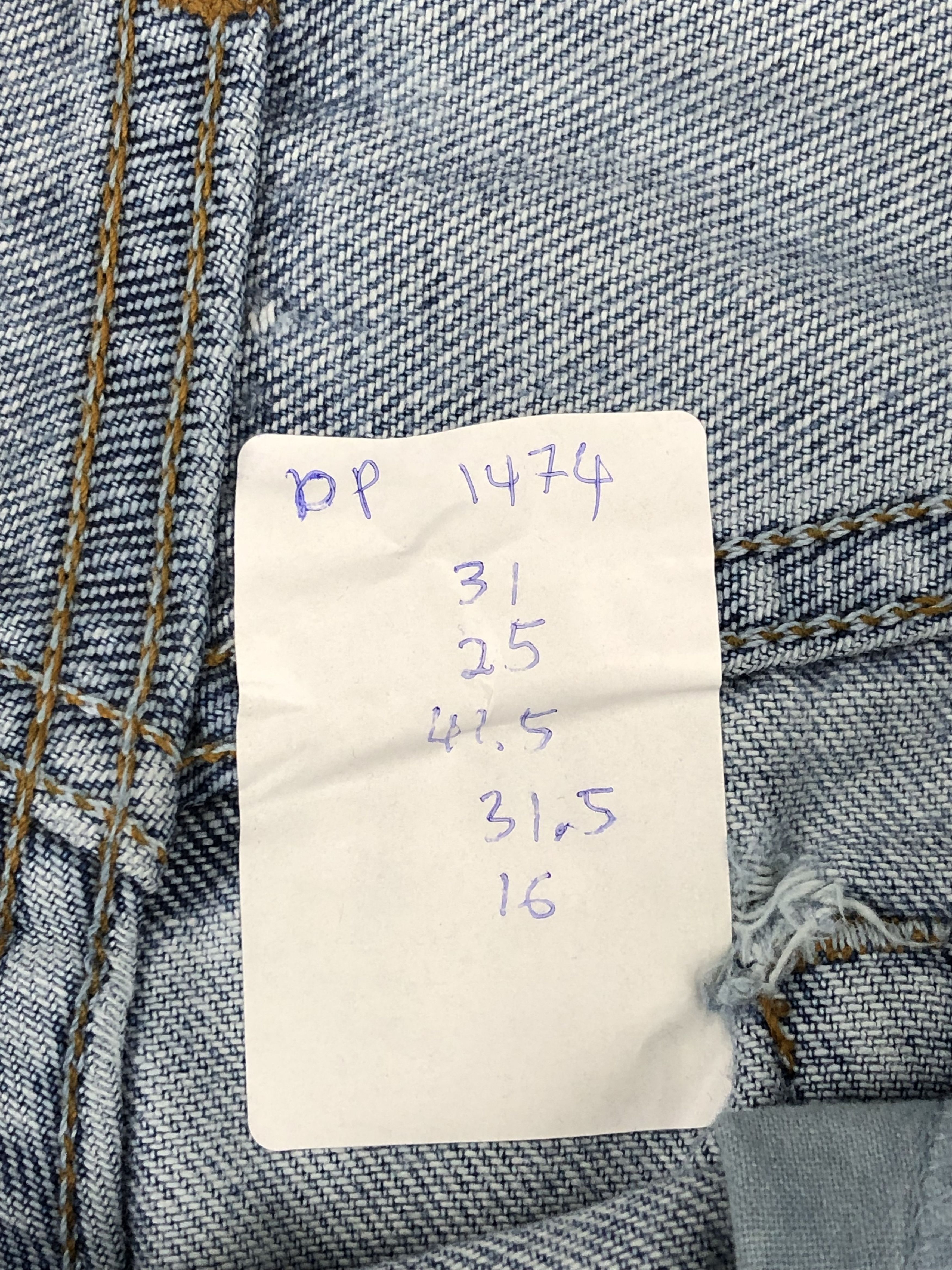 Levi's × Vintage Vintage Levis 505 Faded Blue Jeans Size US 31 - 13 Thumbnail