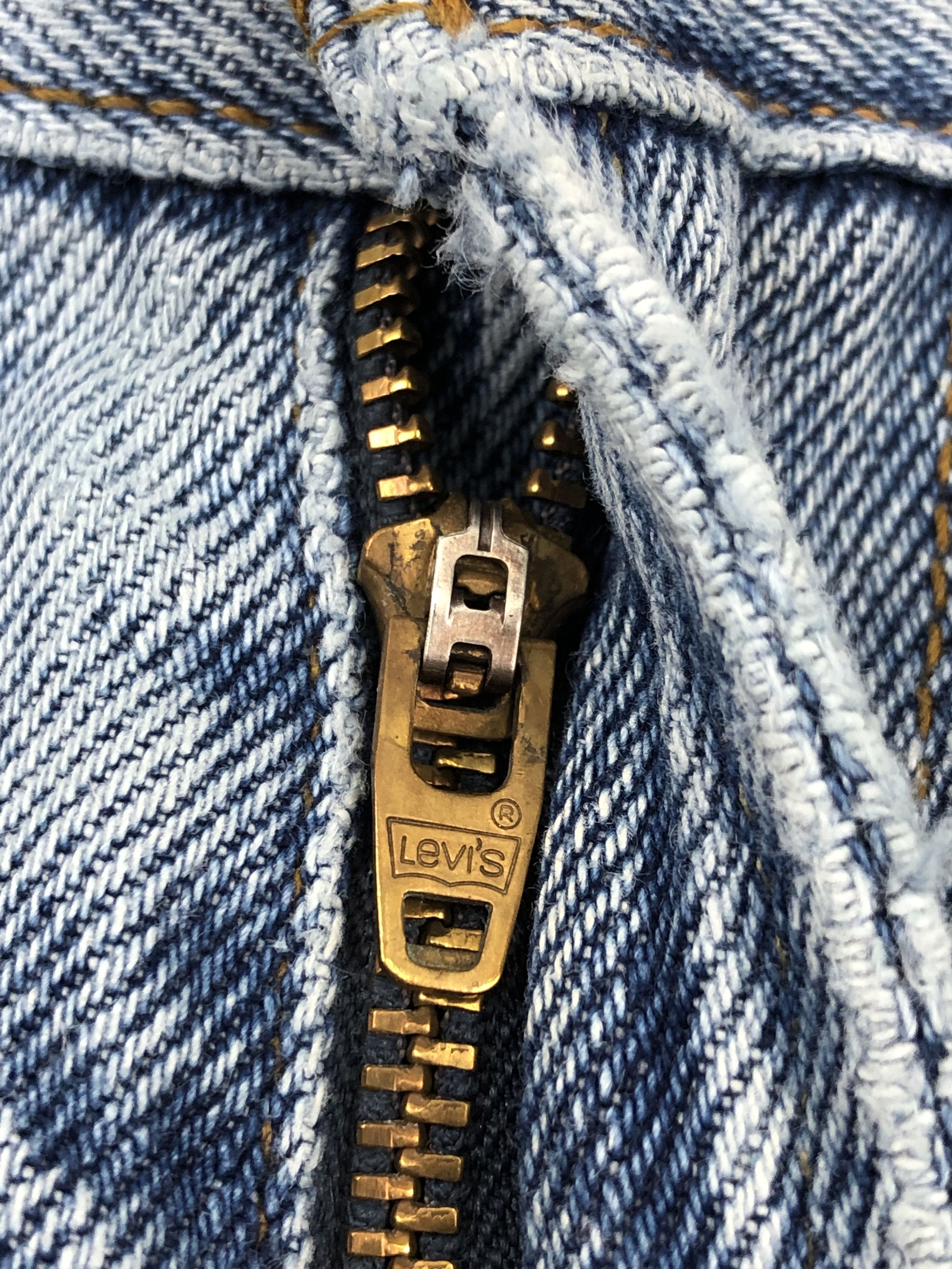 Levi's × Vintage Vintage Levis 505 Faded Blue Jeans Size US 31 - 11 Thumbnail
