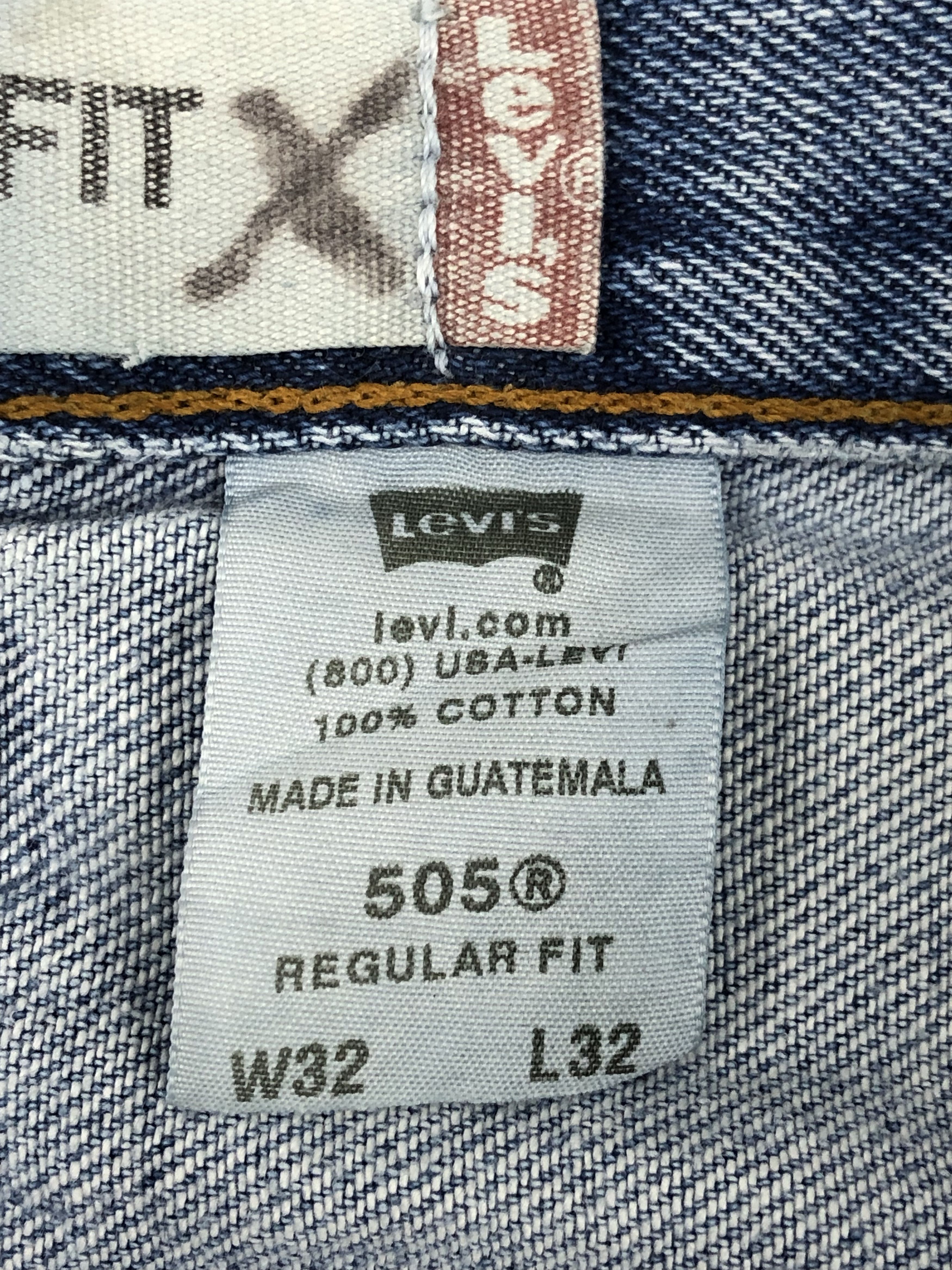 Levi's × Vintage Vintage Levis 505 Faded Blue Jeans Size US 31 - 8 Thumbnail