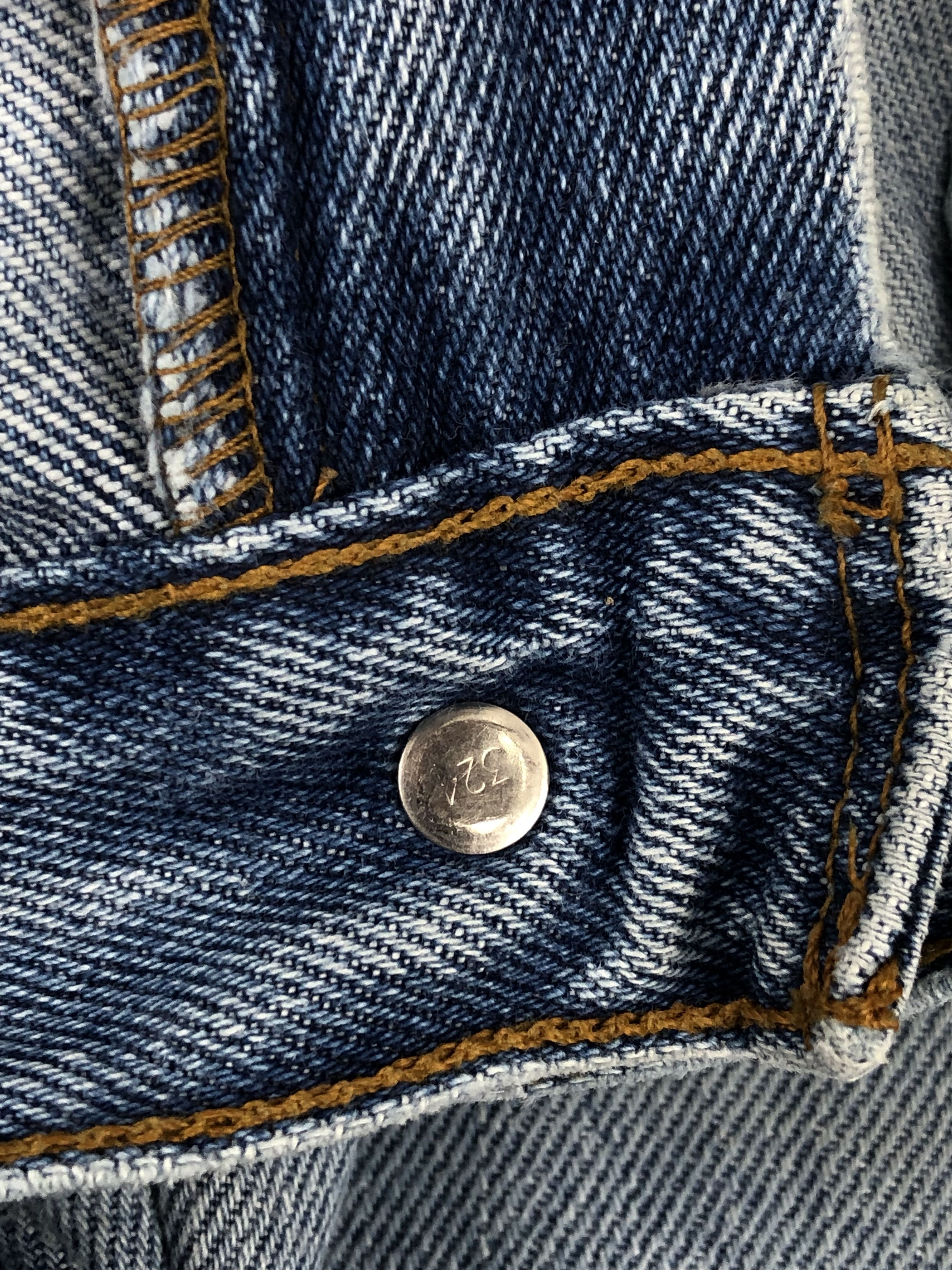 Levi's × Vintage Vintage Levis 505 Faded Blue Jeans Size US 31 - 12 Thumbnail