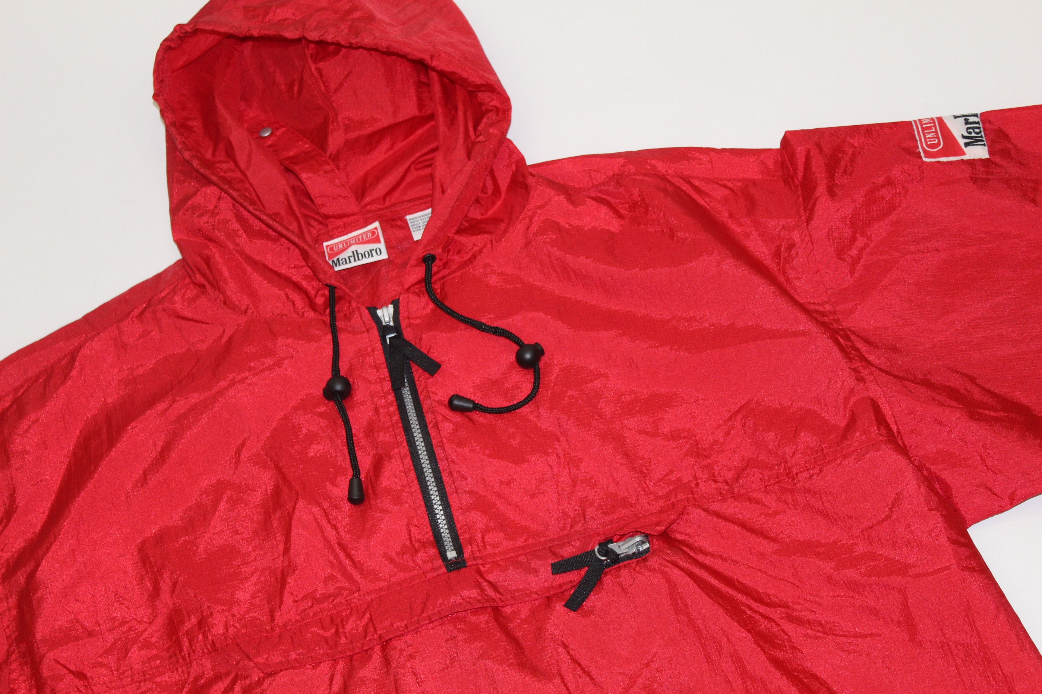 Marlboro 90s Rare Marlboro Waistbag Nylon Jacket. Made in Hong Kong Size US XL / EU 56 / 4 - 6 Thumbnail