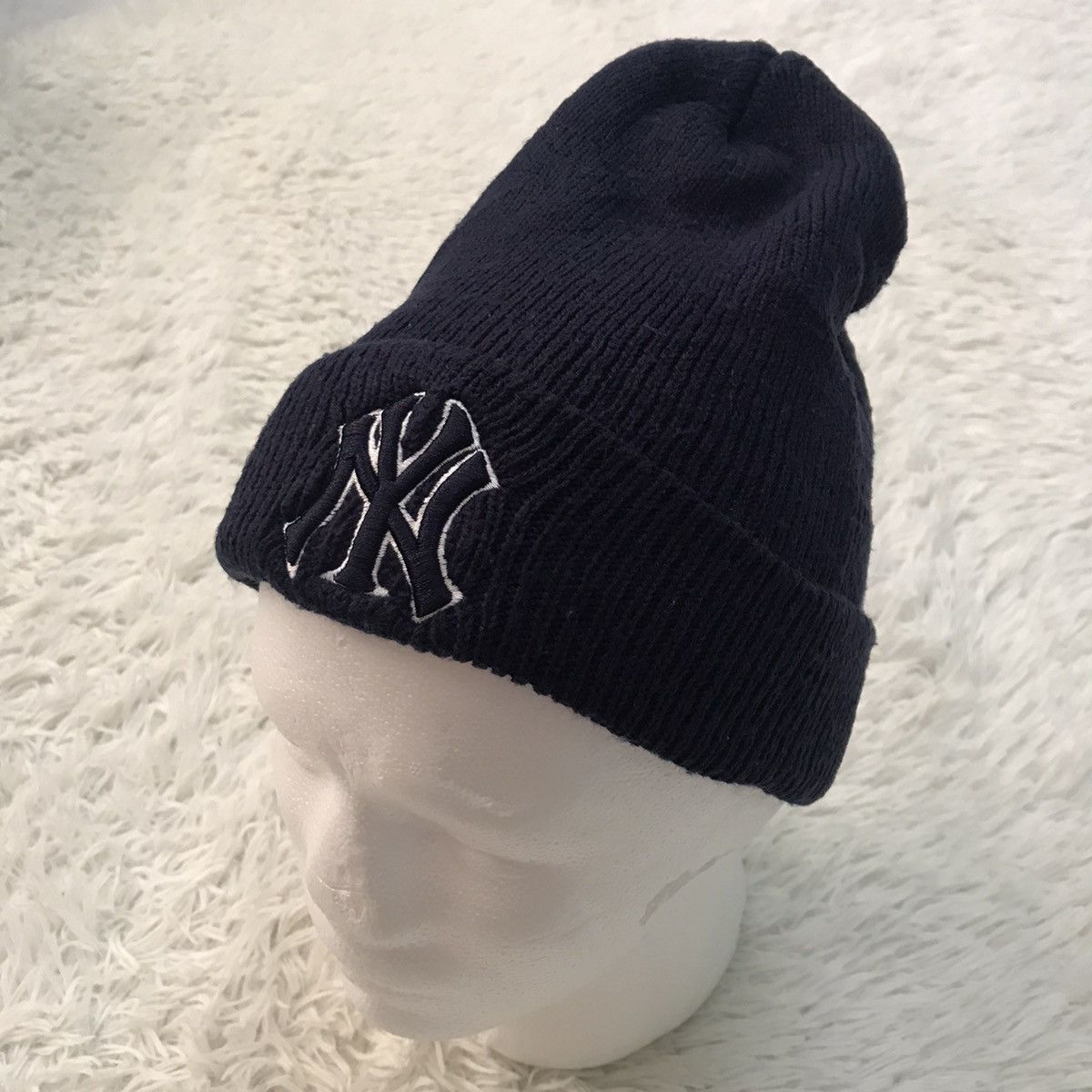 MLB NY MLB Beanie Hat Snow Cap Size ONE SIZE - 2 Thumbnail