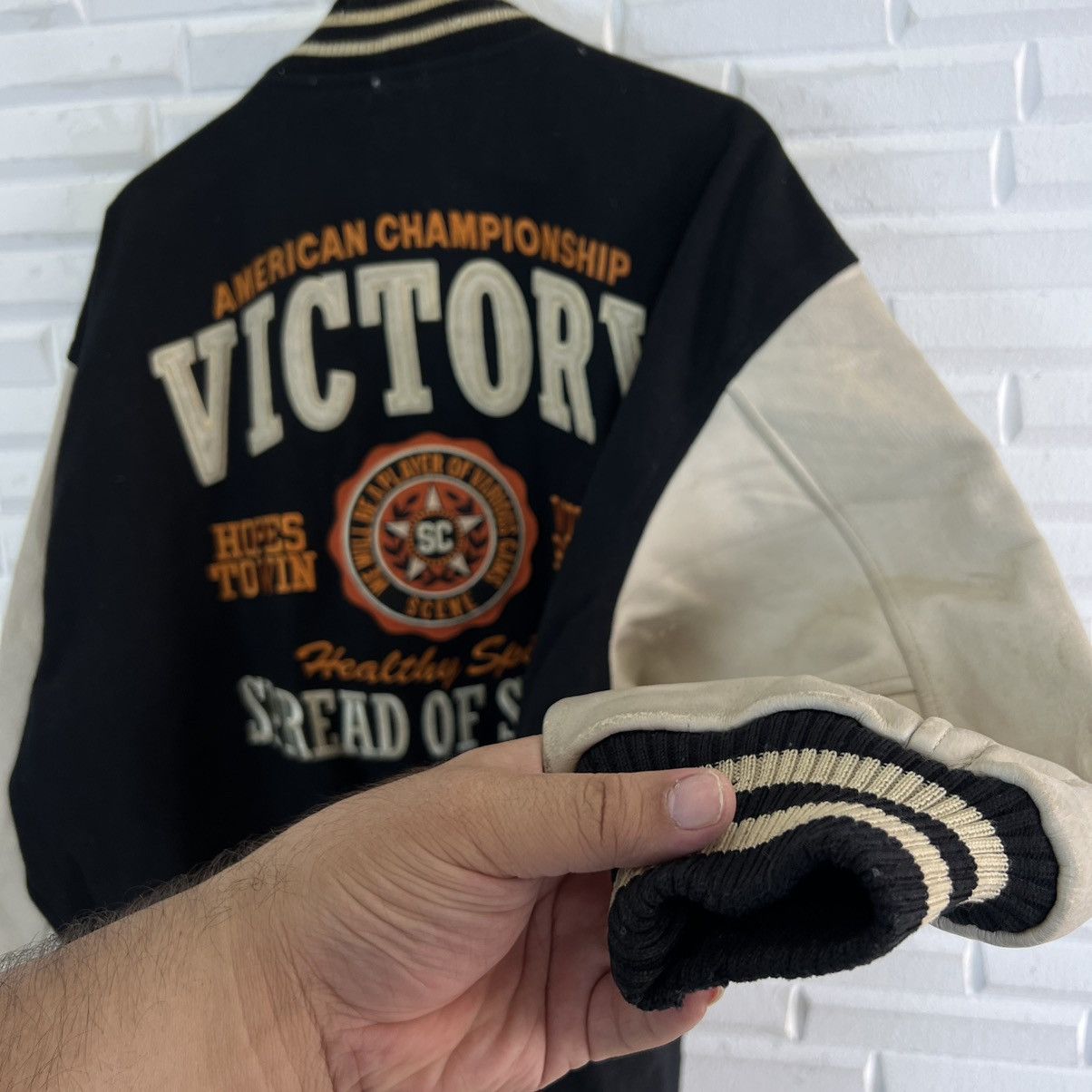 Japanese Brand VARSITY JACKET SCENE VICTORY BIG LOGO LEATHER HANDLING Size US L / EU 52-54 / 3 - 11 Thumbnail