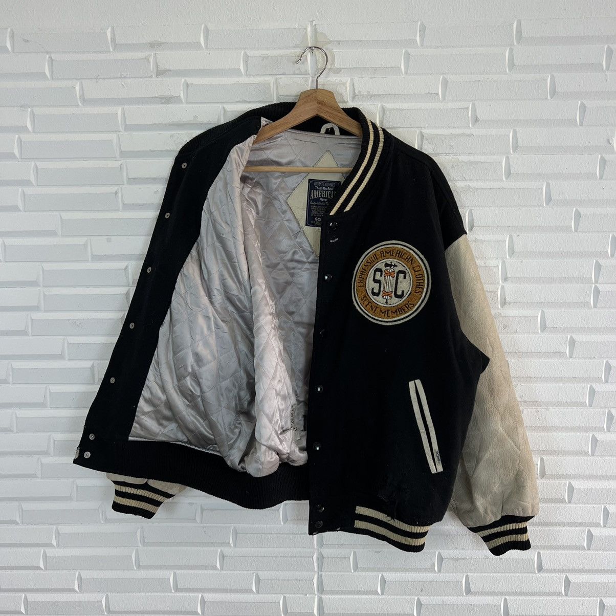 Japanese Brand VARSITY JACKET SCENE VICTORY BIG LOGO LEATHER HANDLING Size US L / EU 52-54 / 3 - 13 Thumbnail