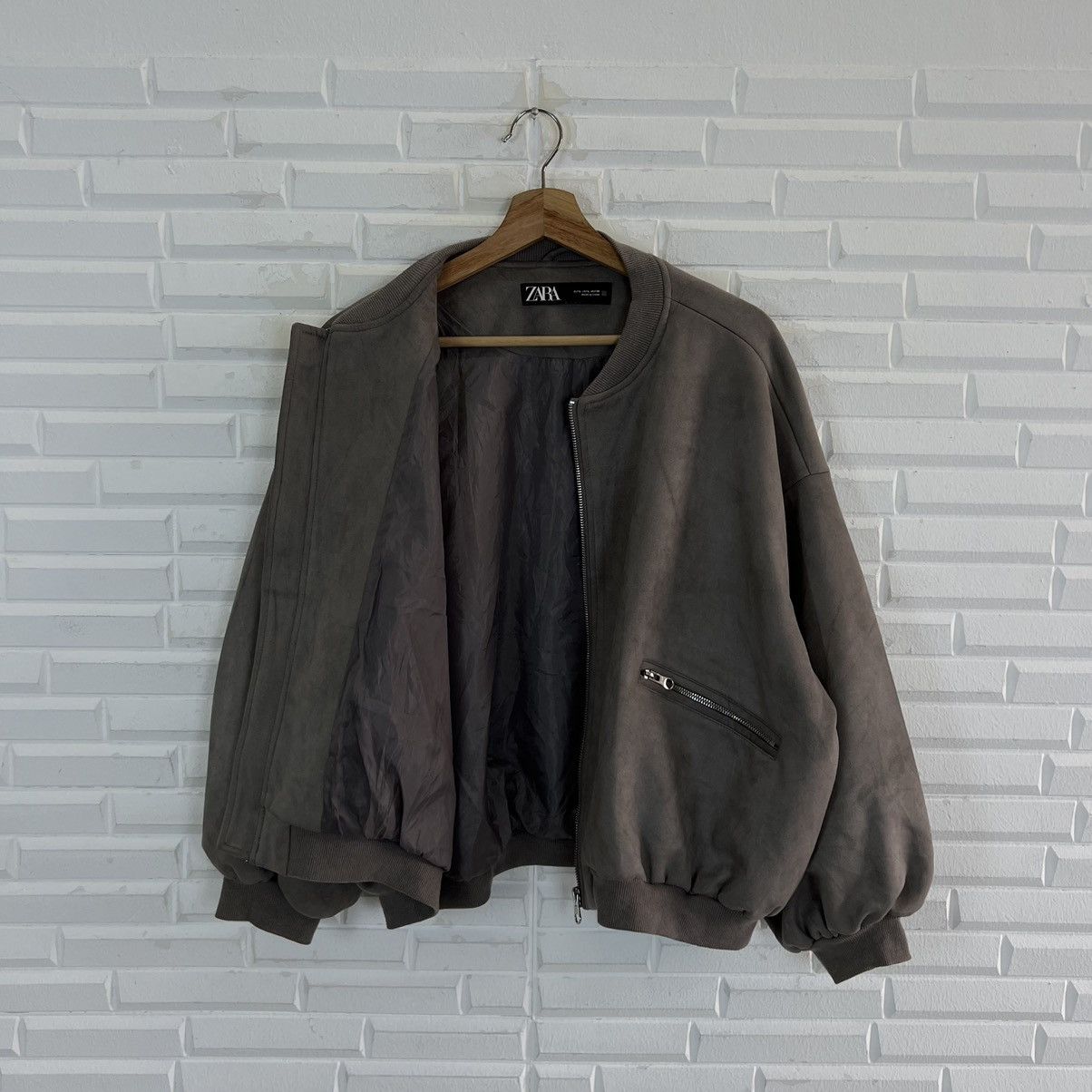 Japanese Brand VINTAGE ZARA BOMBER STYLE JACKET STREET WEAR STYLE Size US L / EU 52-54 / 3 - 10 Thumbnail