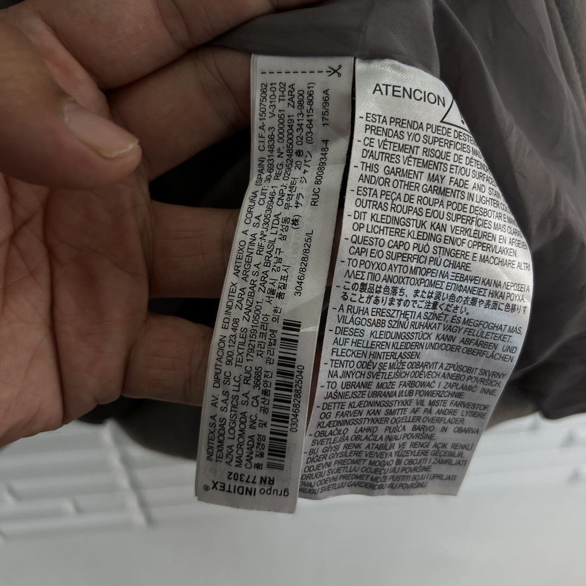 Japanese Brand VINTAGE ZARA BOMBER STYLE JACKET STREET WEAR STYLE Size US L / EU 52-54 / 3 - 13 Thumbnail