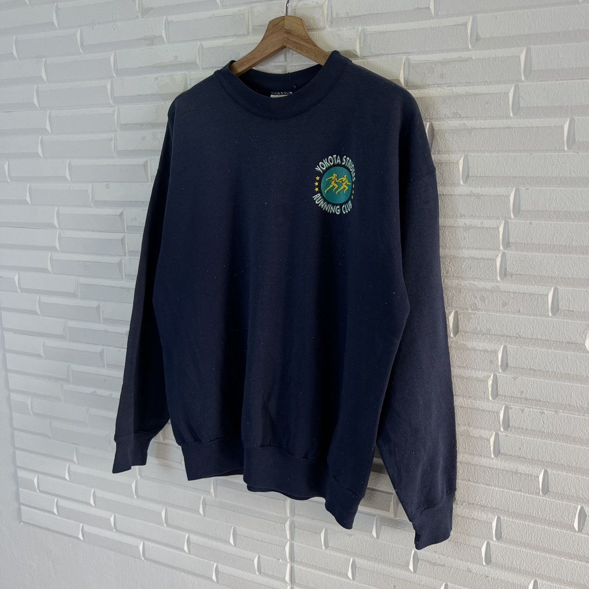 Vintage VINTAGE HANES SWEATSHIRT BIG LOGO YOKOTA STRIDES Size US L / EU 52-54 / 3 - 5 Thumbnail