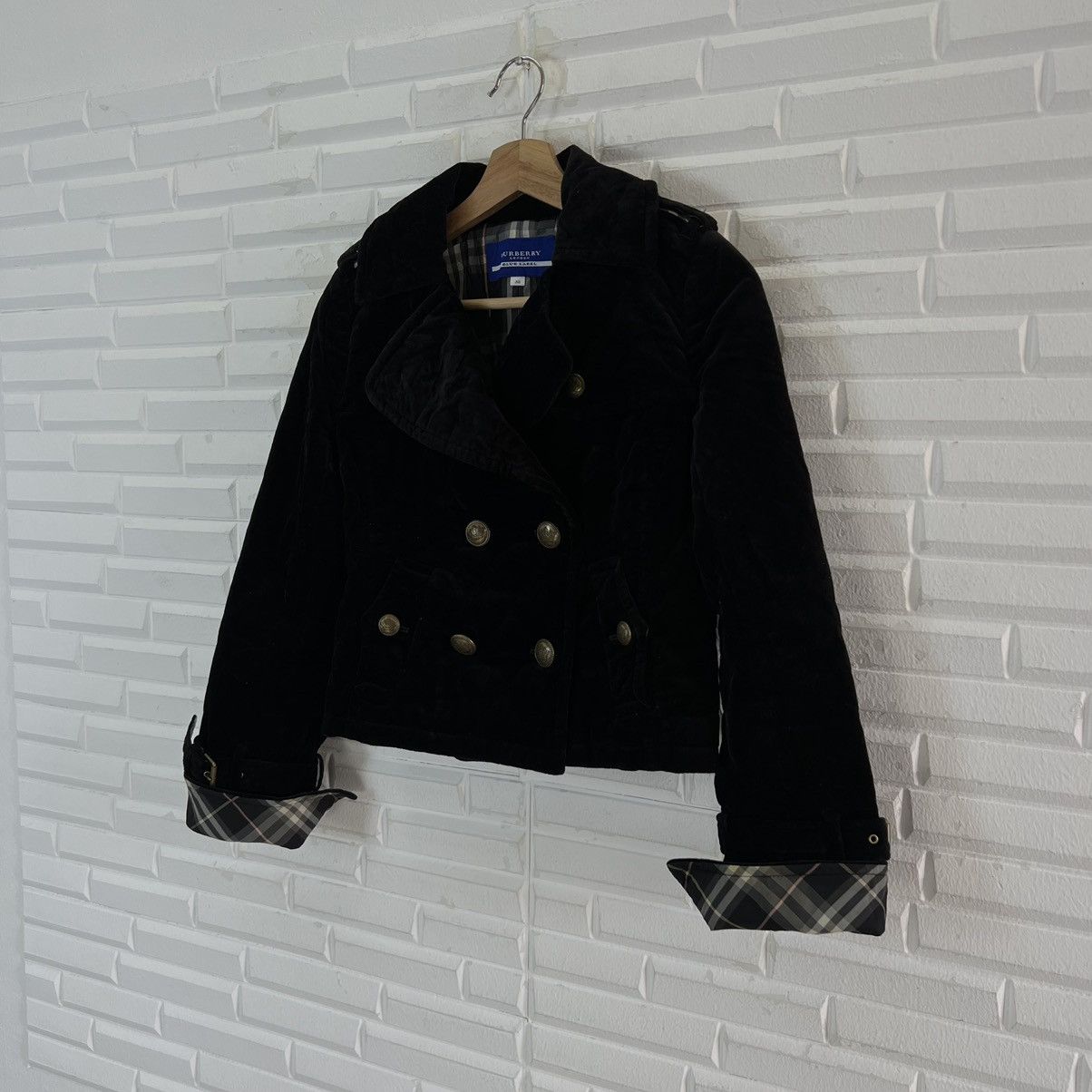 Burberry VINTAGE BURBERRY BLUE LABEL CROPPED VELVET CORDUROY Size US M / EU 48-50 / 2 - 7 Thumbnail