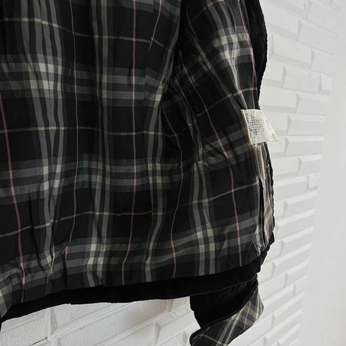 Burberry VINTAGE BURBERRY BLUE LABEL CROPPED VELVET CORDUROY Size US M / EU 48-50 / 2 - 13 Thumbnail