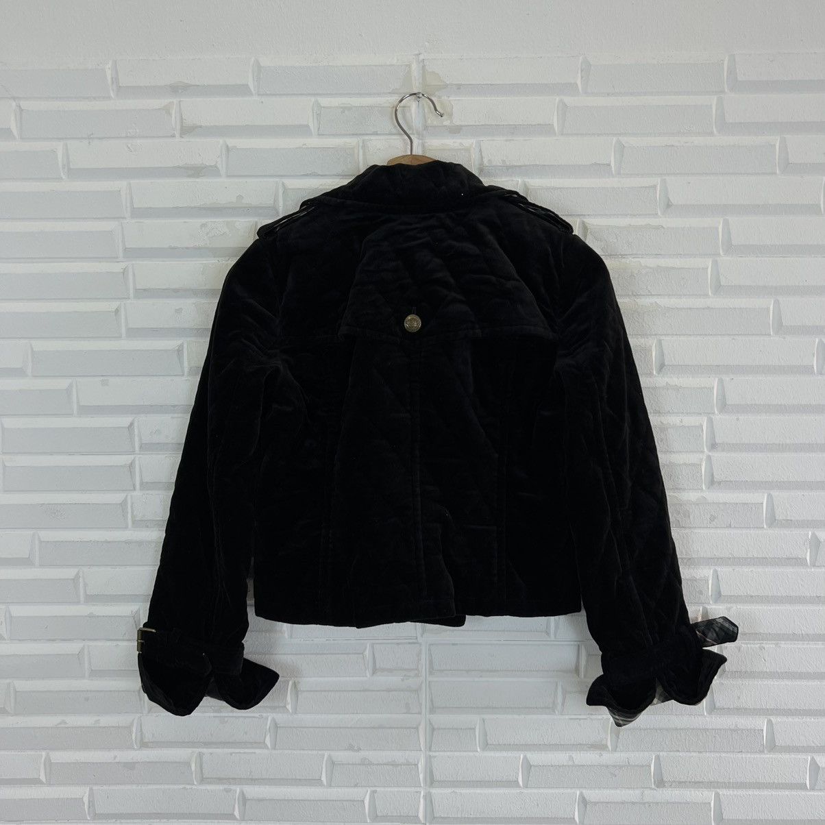 Burberry VINTAGE BURBERRY BLUE LABEL CROPPED VELVET CORDUROY Size US M / EU 48-50 / 2 - 9 Thumbnail