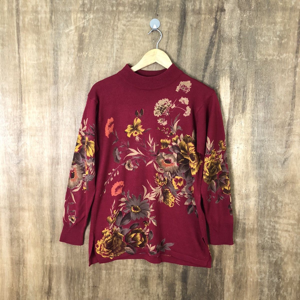 Vintage F’Styles Red Flower Knitwear Vintage #6193 Size M / US 6-8 / IT 42-44 - 1 Thumbnail
